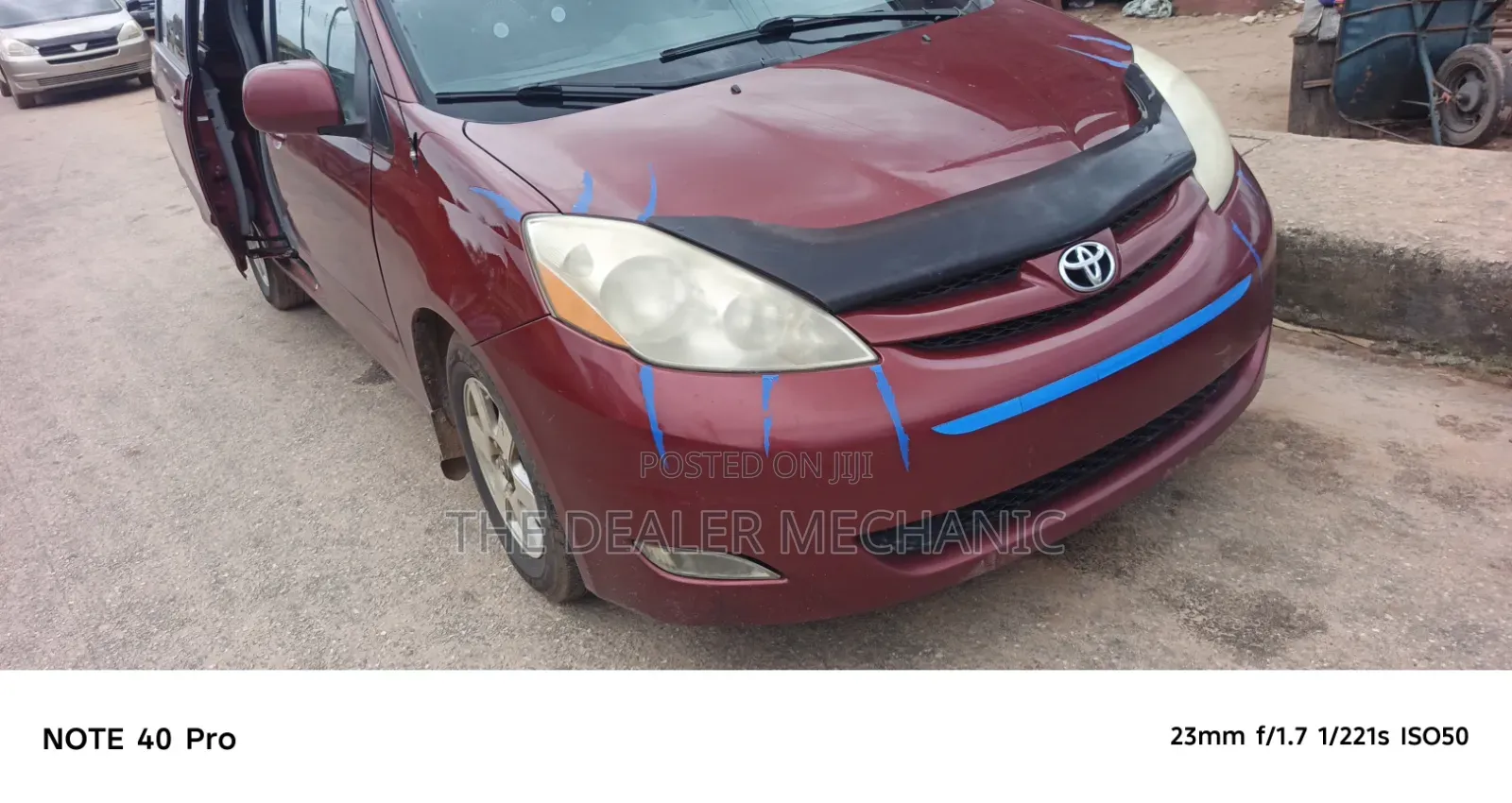 Toyota Sienna 2009 Red