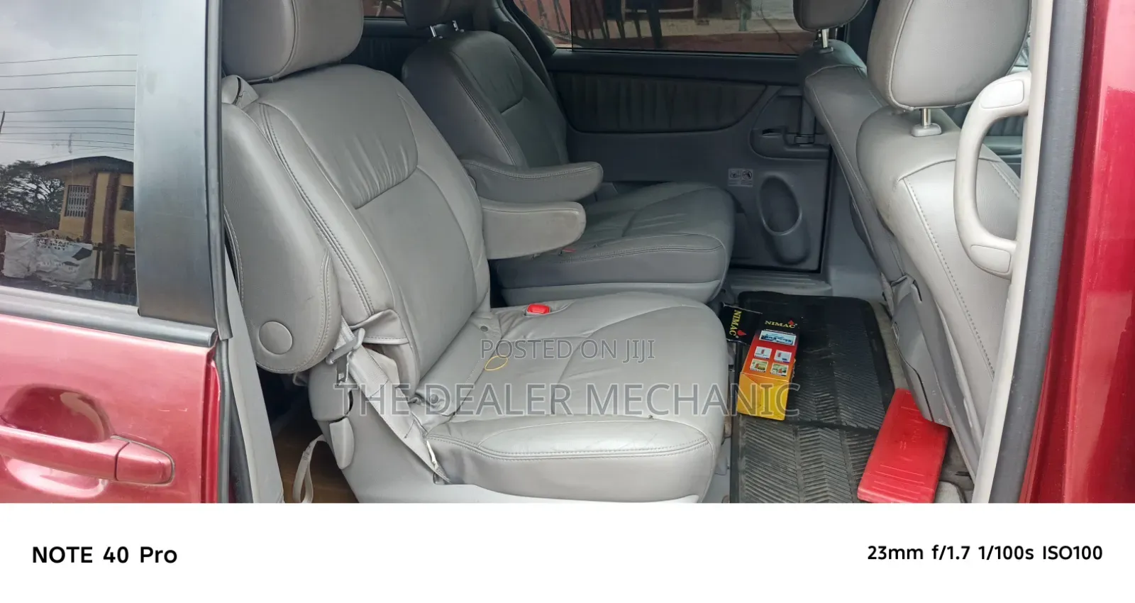 Toyota Sienna 2009 Red