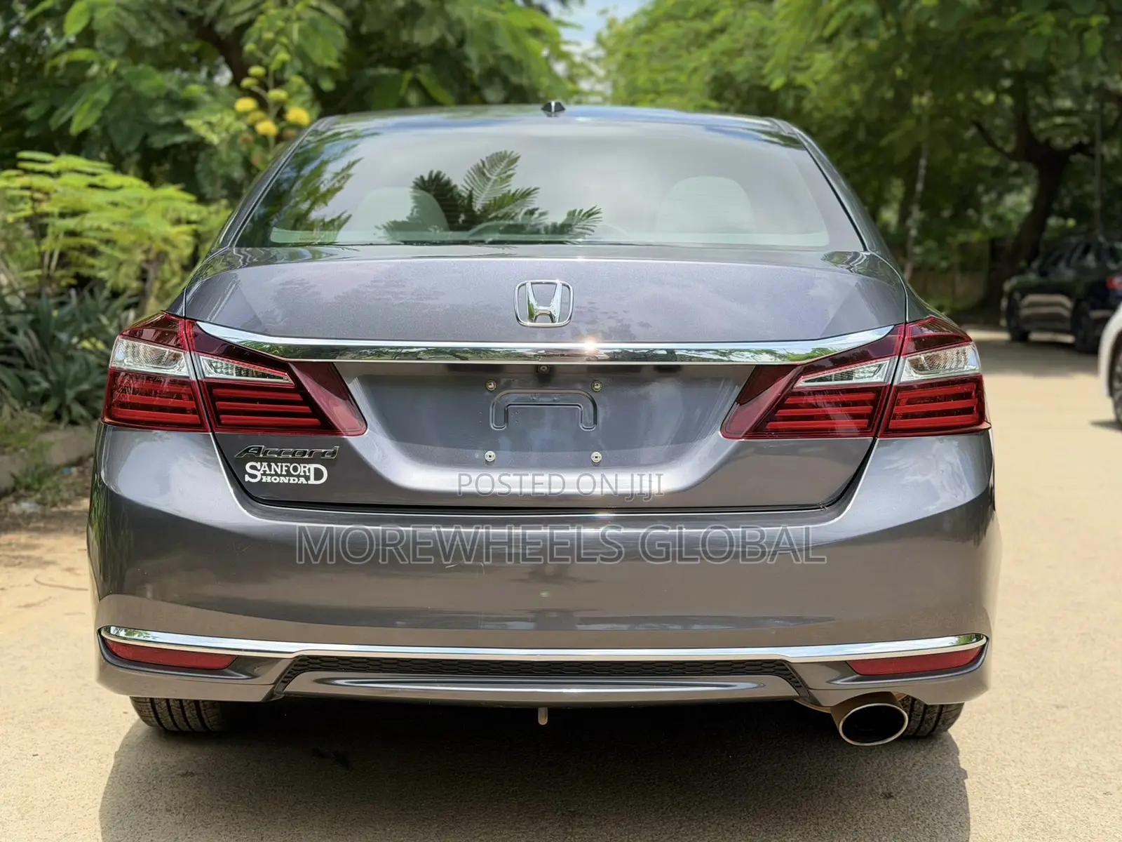 Honda Accord EX-L 4dr Sedan FWD (2.4L 4cyl 2A) 2016 Gray