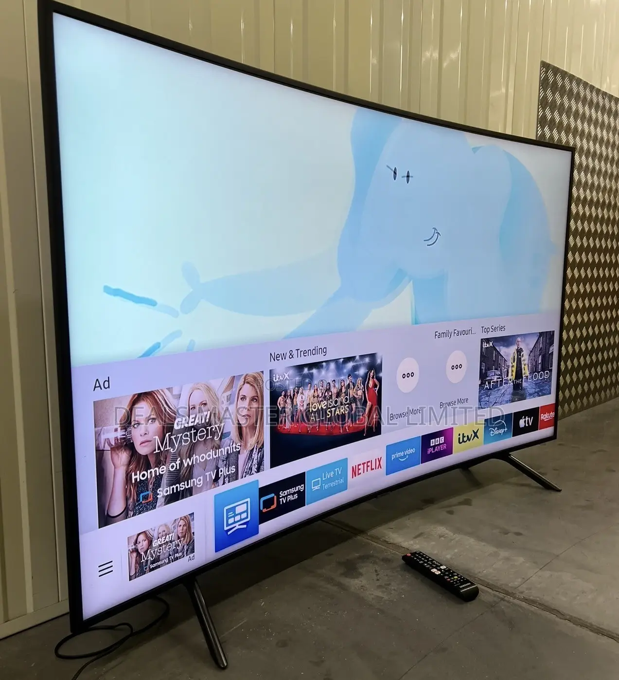 UK Immaculate 65 Inches Samsung Curved UHD Smart TV