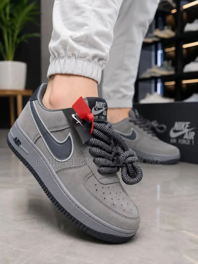 Nike Air Max (Suede)