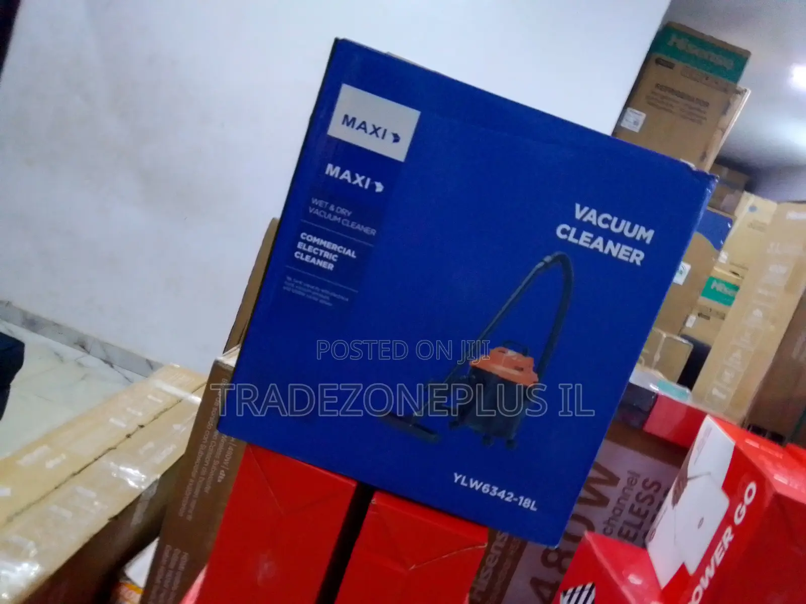 Maxi 1200W Vacuum Cleaner 18L Capacity, Model YLW6342