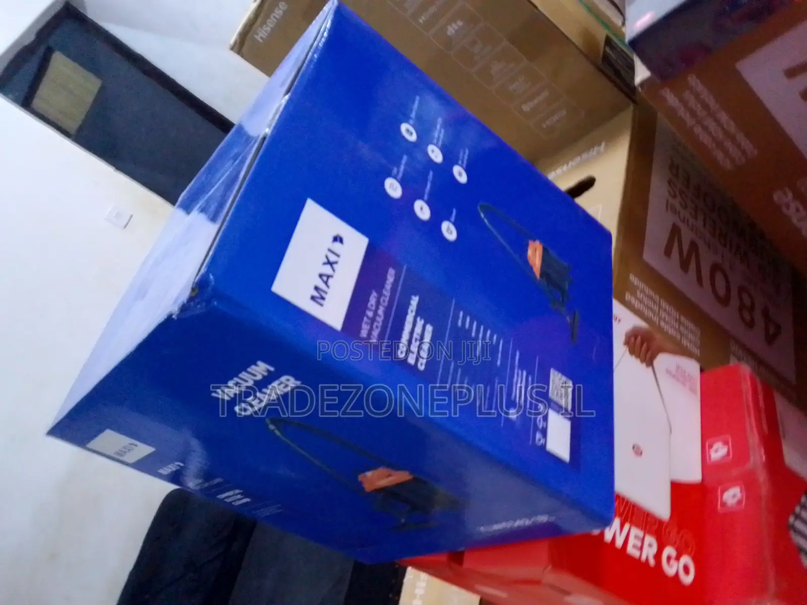 Maxi 1200W Vacuum Cleaner 18L Capacity, Model YLW6342
