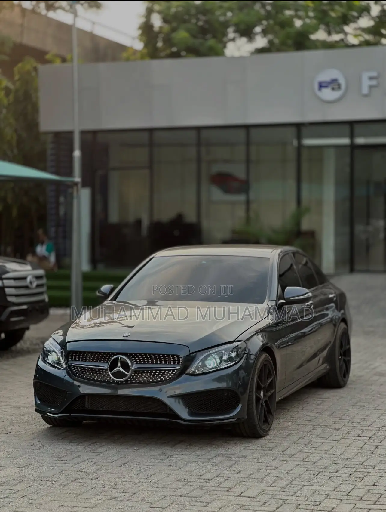 Mercedes-Benz C400 2016 Gray