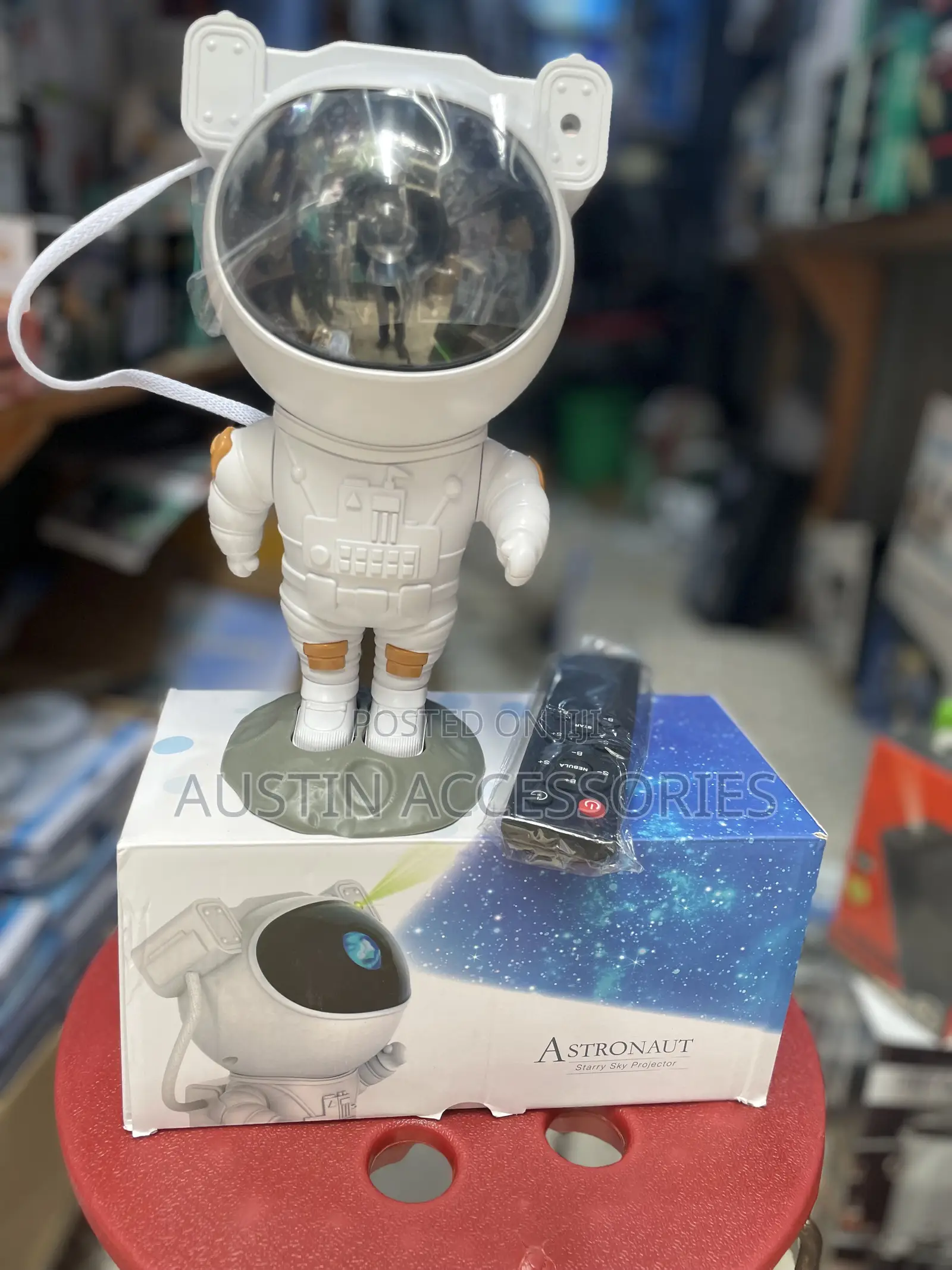 Robot Astronaut Starry Sky Projector
