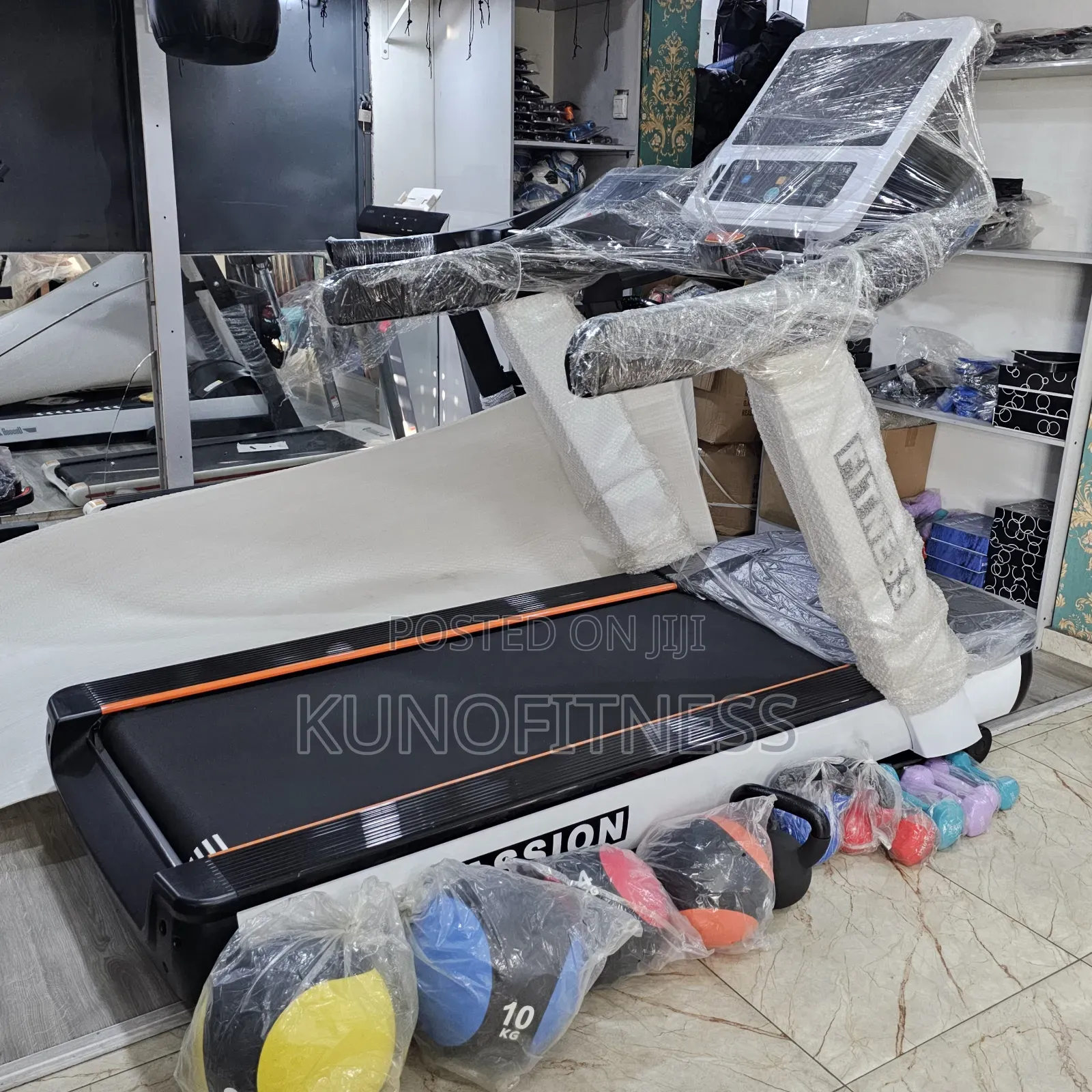 6HP Commercial Treadmill 0-20km/H 15 Incline 180kg