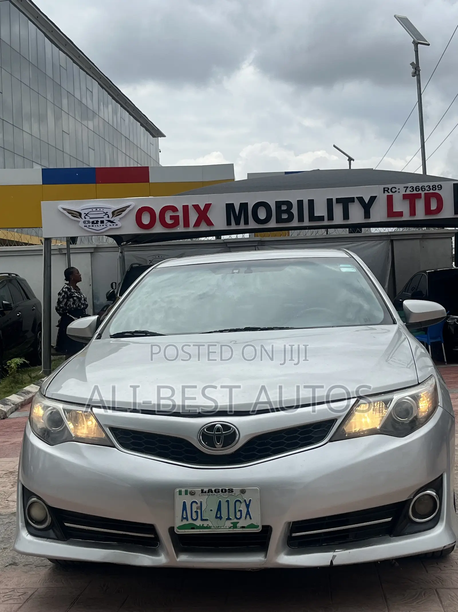 Toyota Camry 2014 Silver