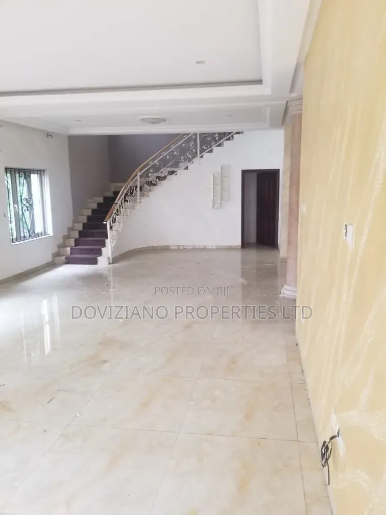 4bdrm Duplex in Old Ikoyi for rent