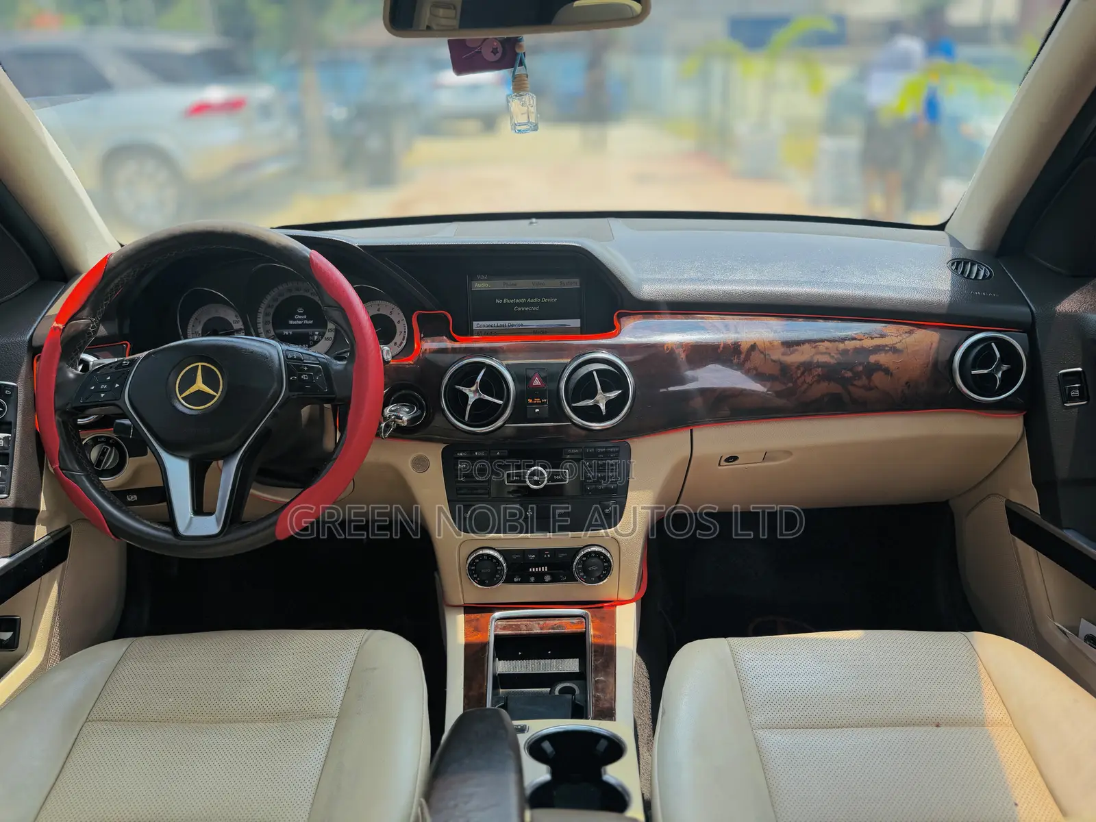 Mercedes-Benz GLK-Class 350 4MATIC 2013 White