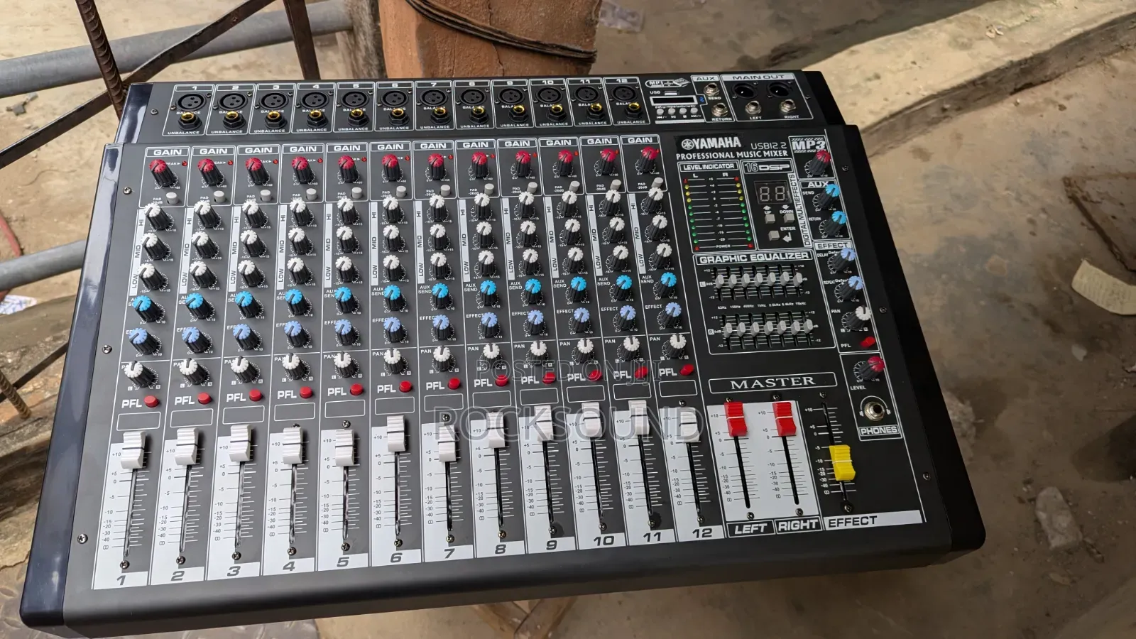 Yamaha Powered Mixer USB12.2