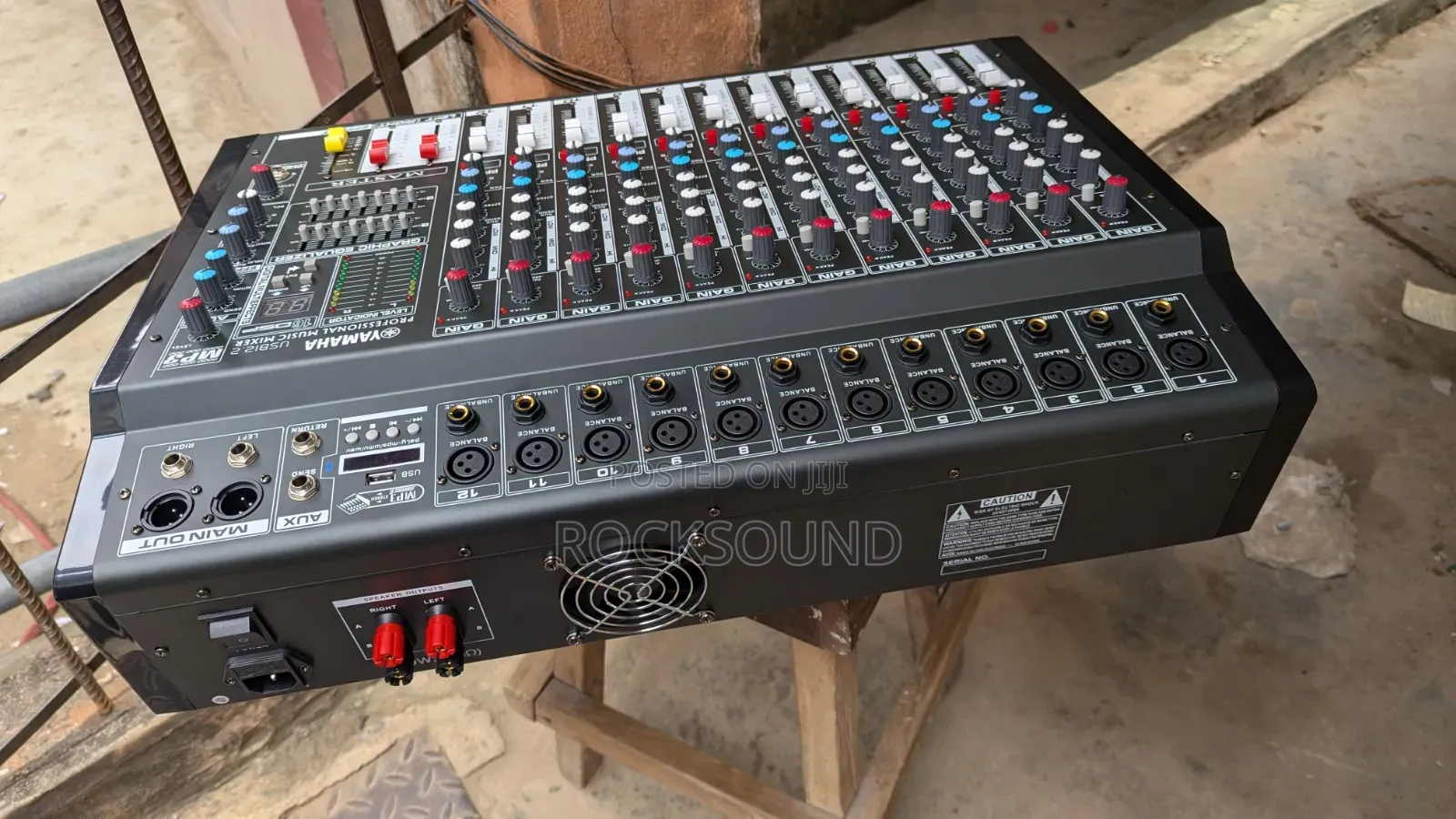 Yamaha Powered Mixer USB12.2