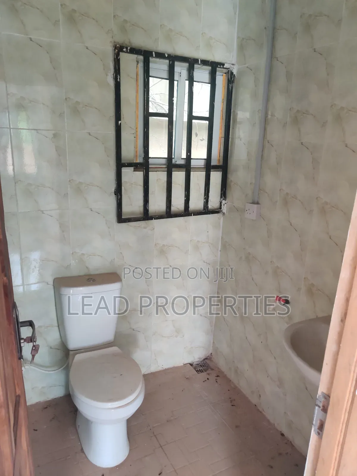 1bdrm Room & Parlour in Graceland Estate, Akure for rent