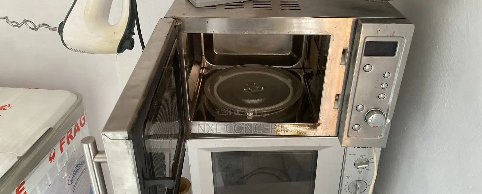 Compact Powerful Microwave – Perfect for Home