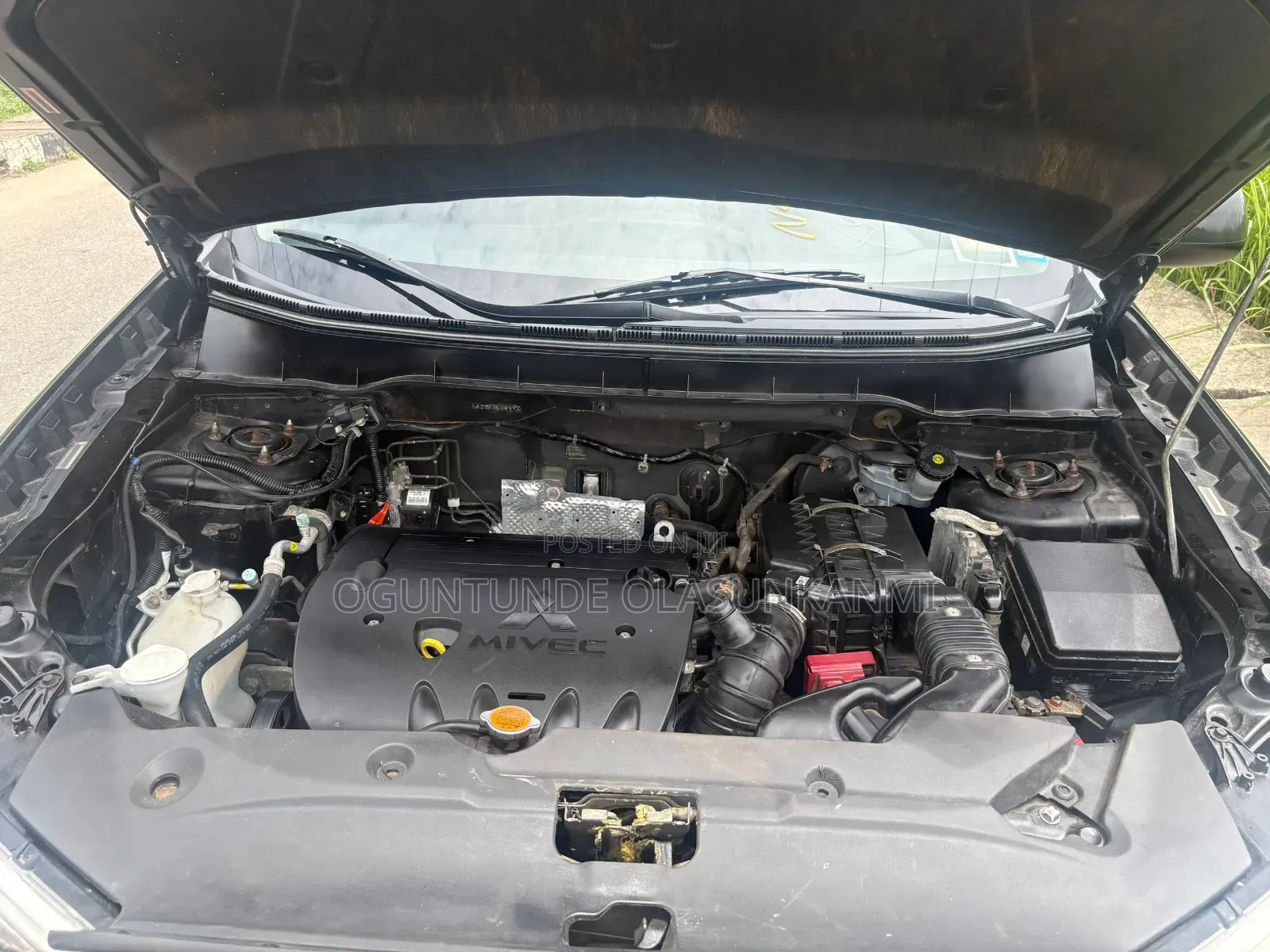 Mitsubishi Outlander 2011 Black