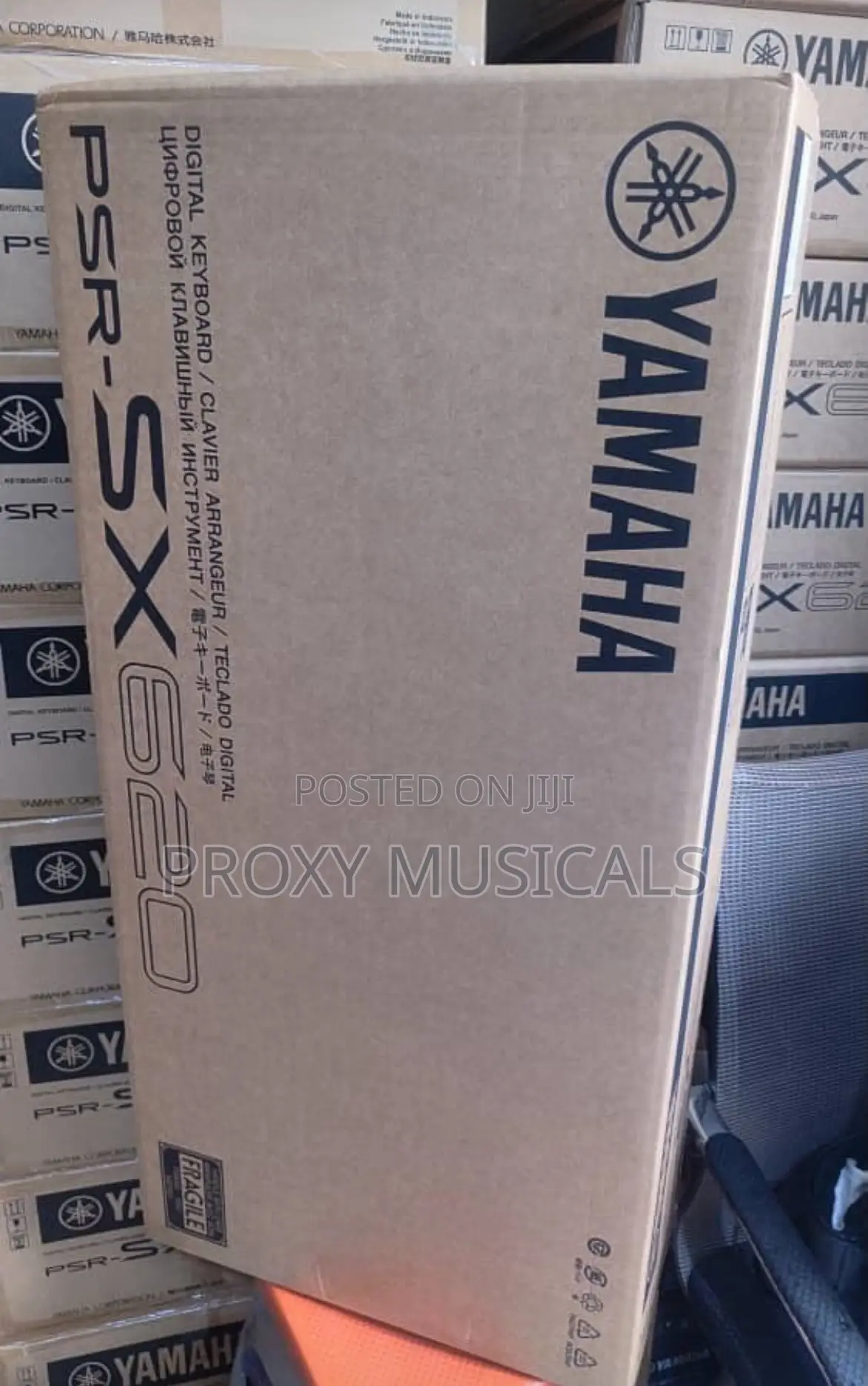 Yamaha PSR-Sx620 Professional Arranger Workstation Keyboard