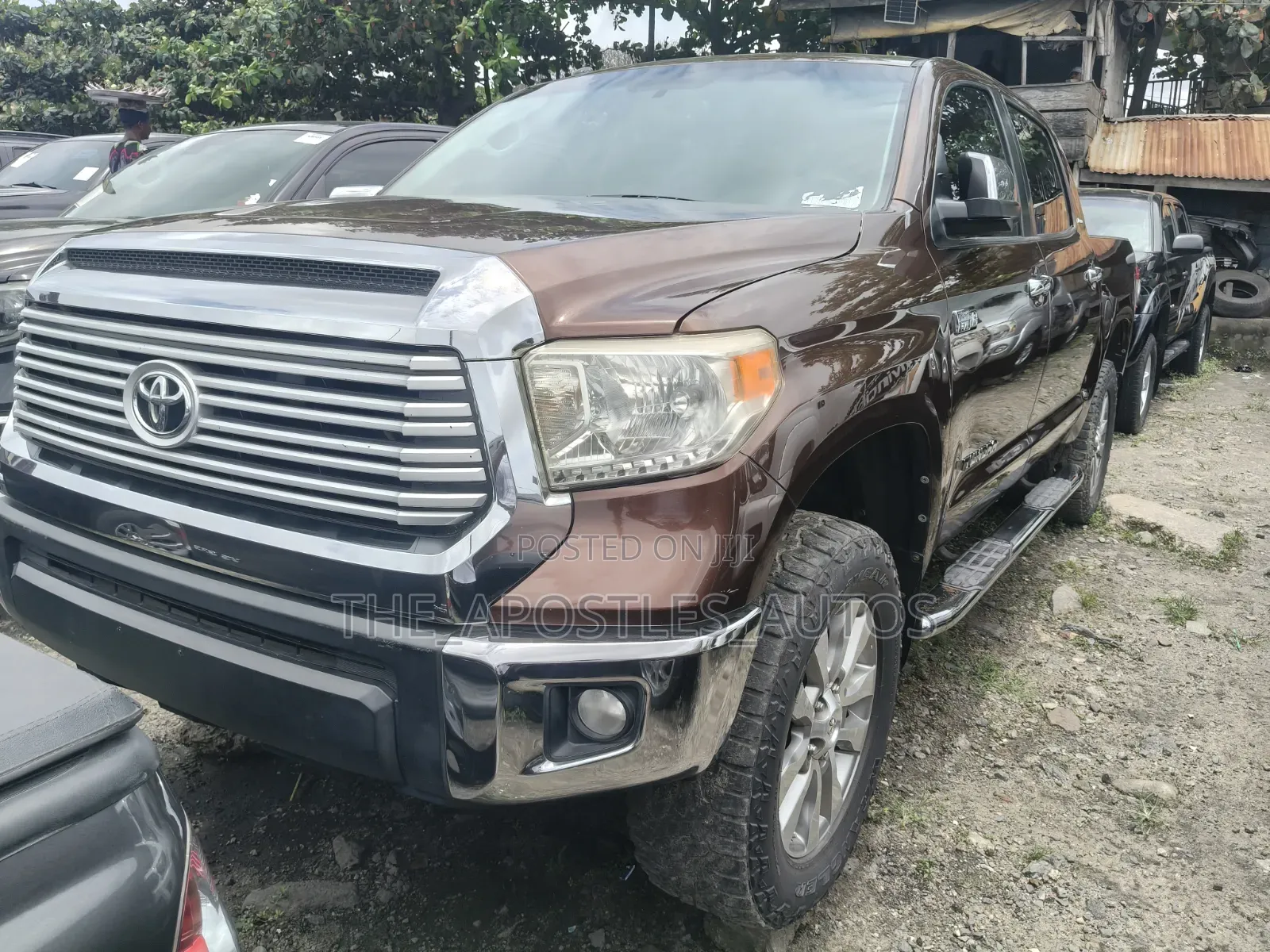 Toyota Tundra TRD Pro 5.7L V8 4x4 CrewMax 5.6 ft. box 145.7 in. WB 2016