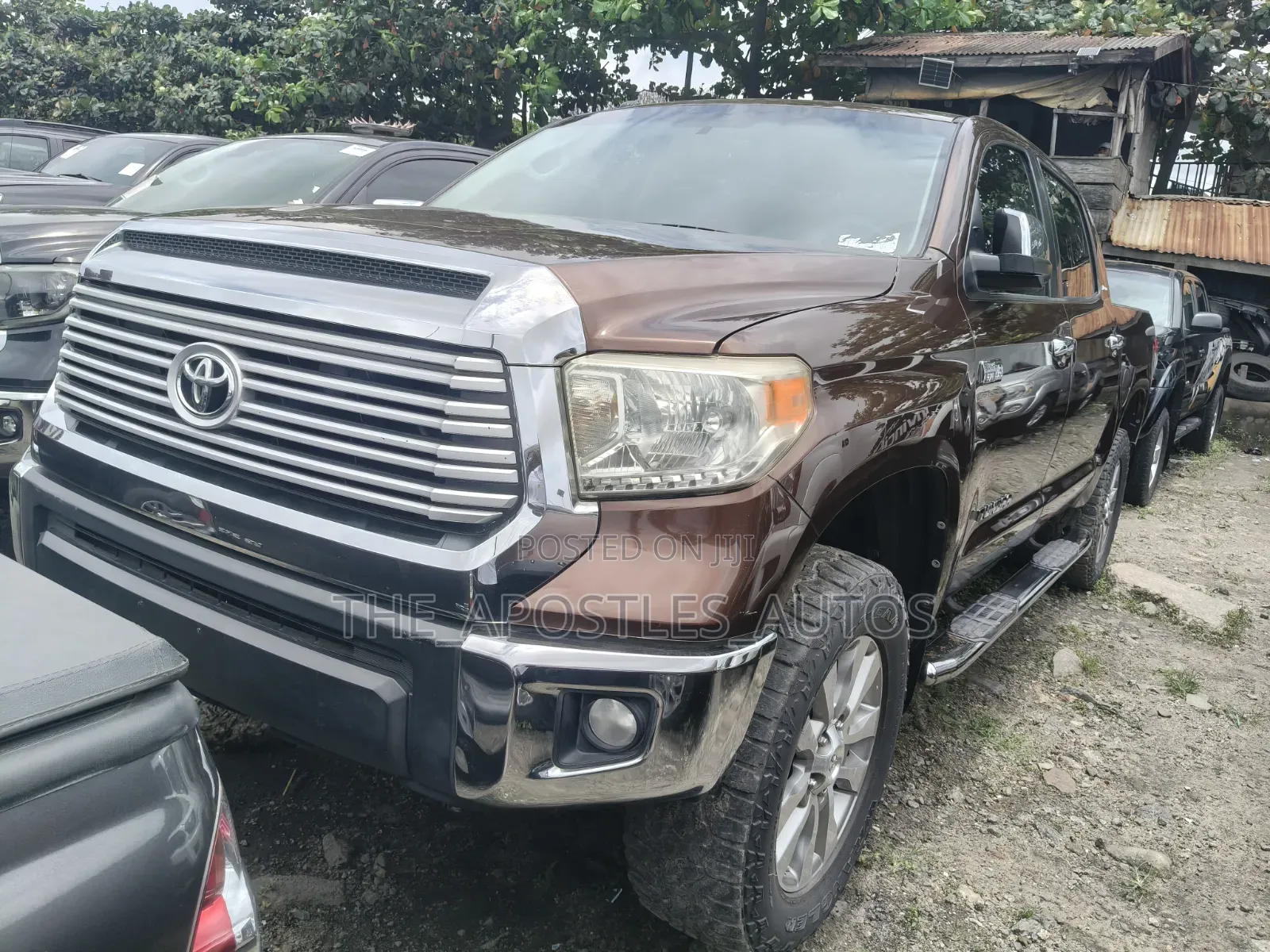 Toyota Tundra TRD Pro 5.7L V8 4x4 CrewMax 5.6 ft. box 145.7 in. WB 2016