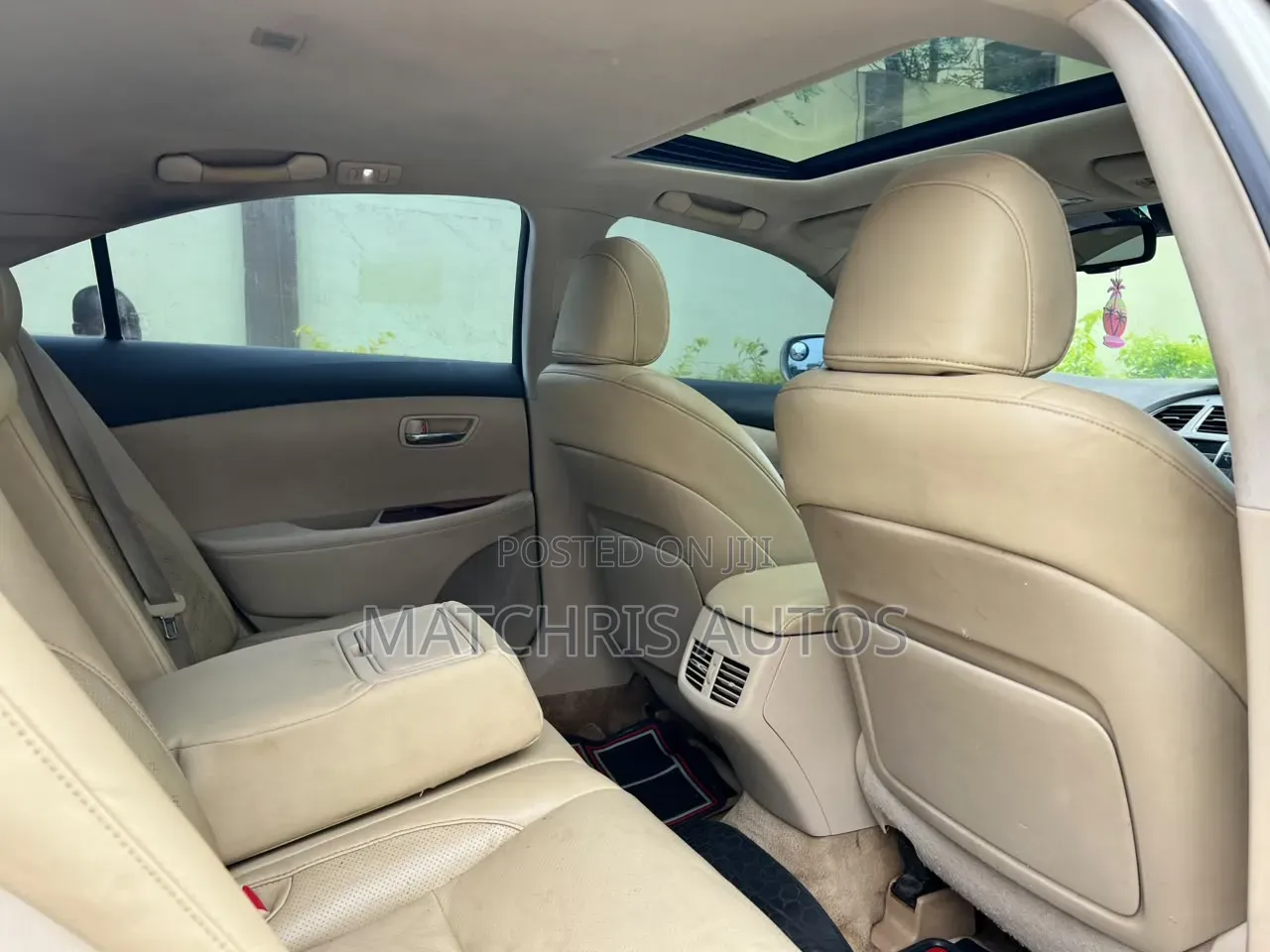 Lexus ES 350 2011 Gold