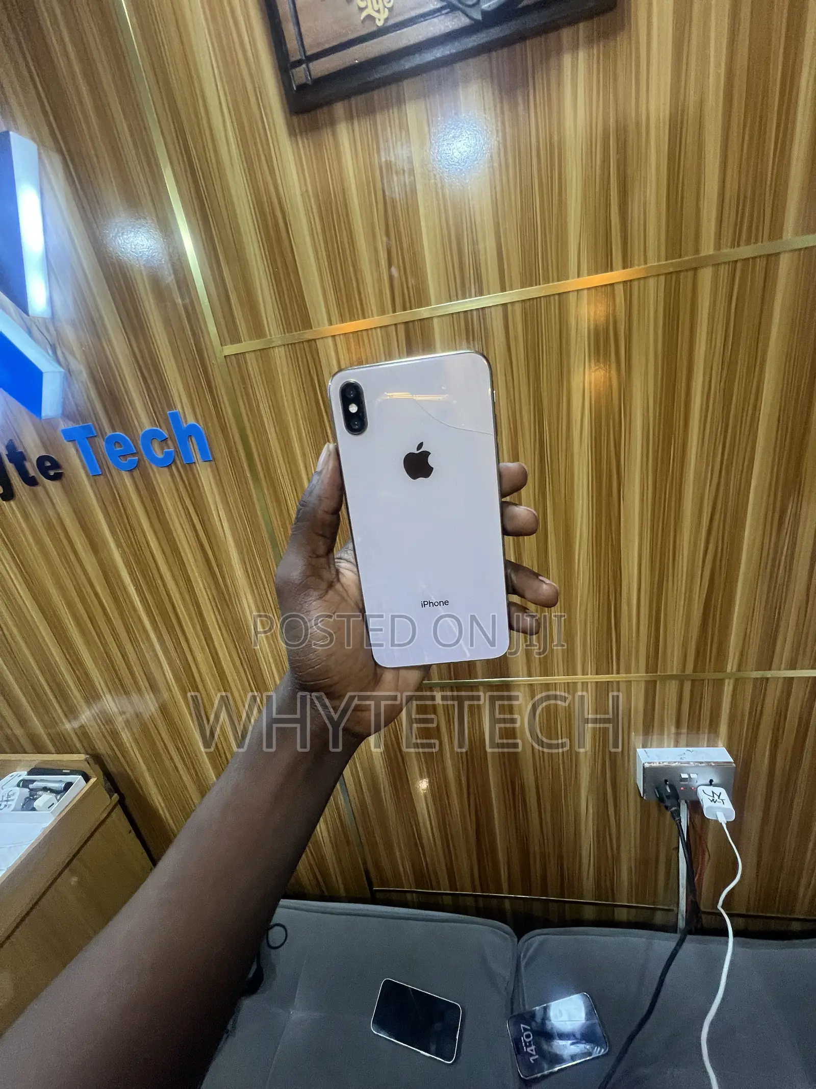 Apple iPhone XS Max 64 GB White