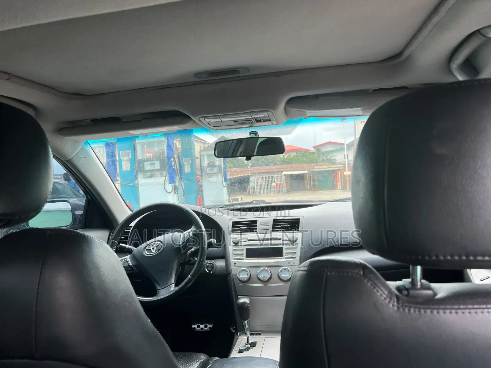 Toyota Camry SE V6 4dr Sedan (3.5L 6cyl 6AM) 2010 Gray