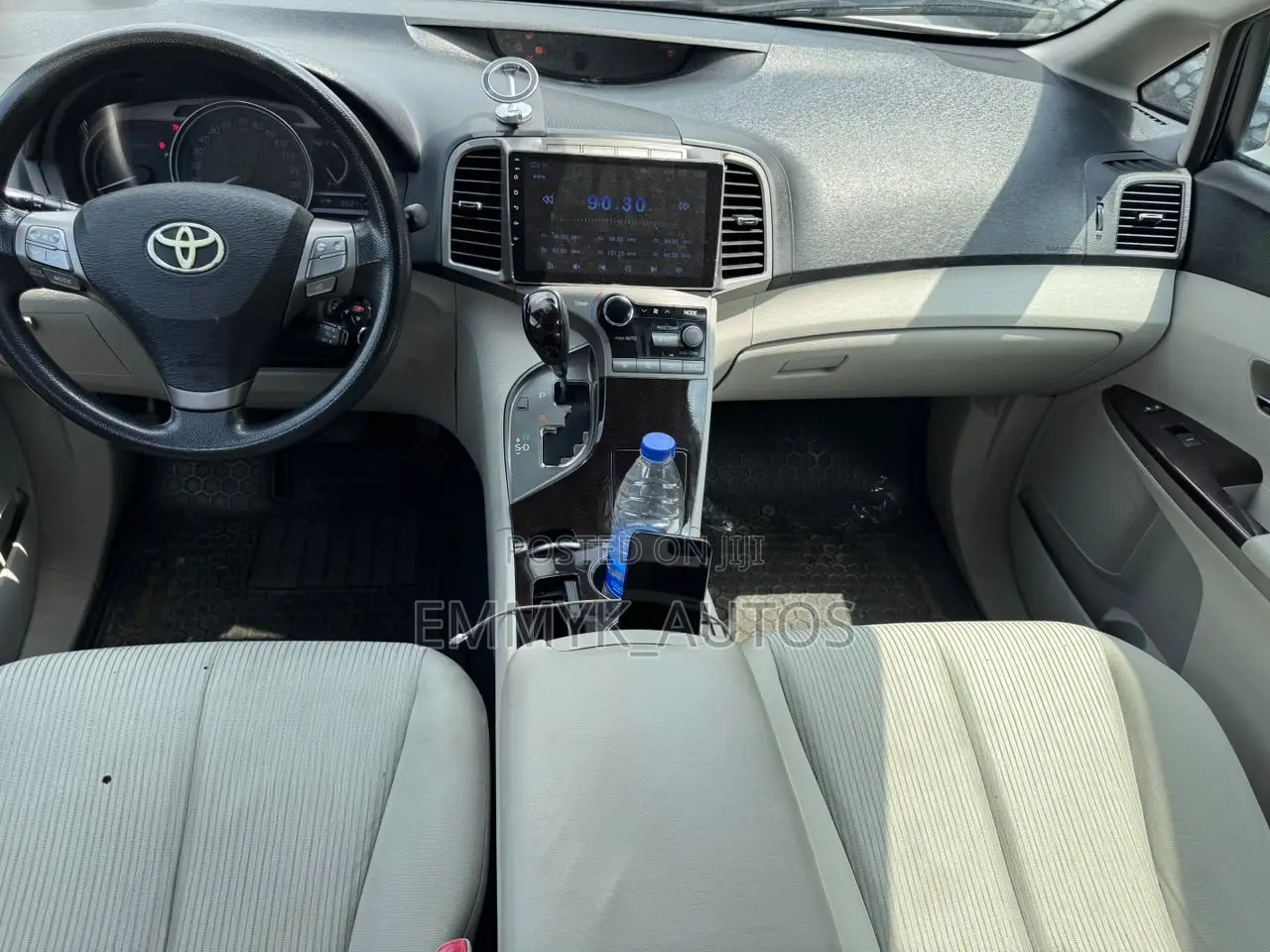 Toyota Venza AWD 2010 White