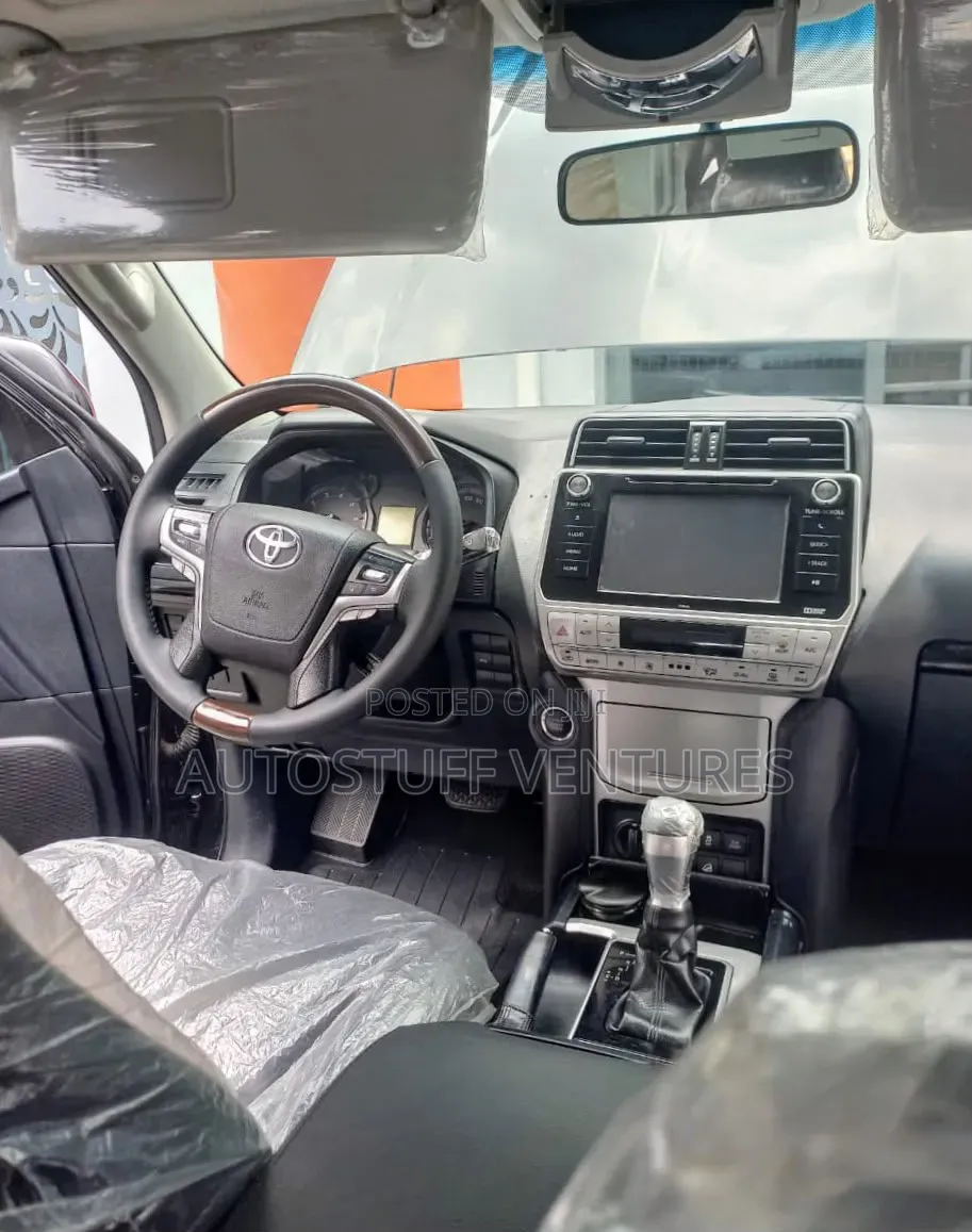 Toyota Land Cruiser Prado 4.0 2020 Black