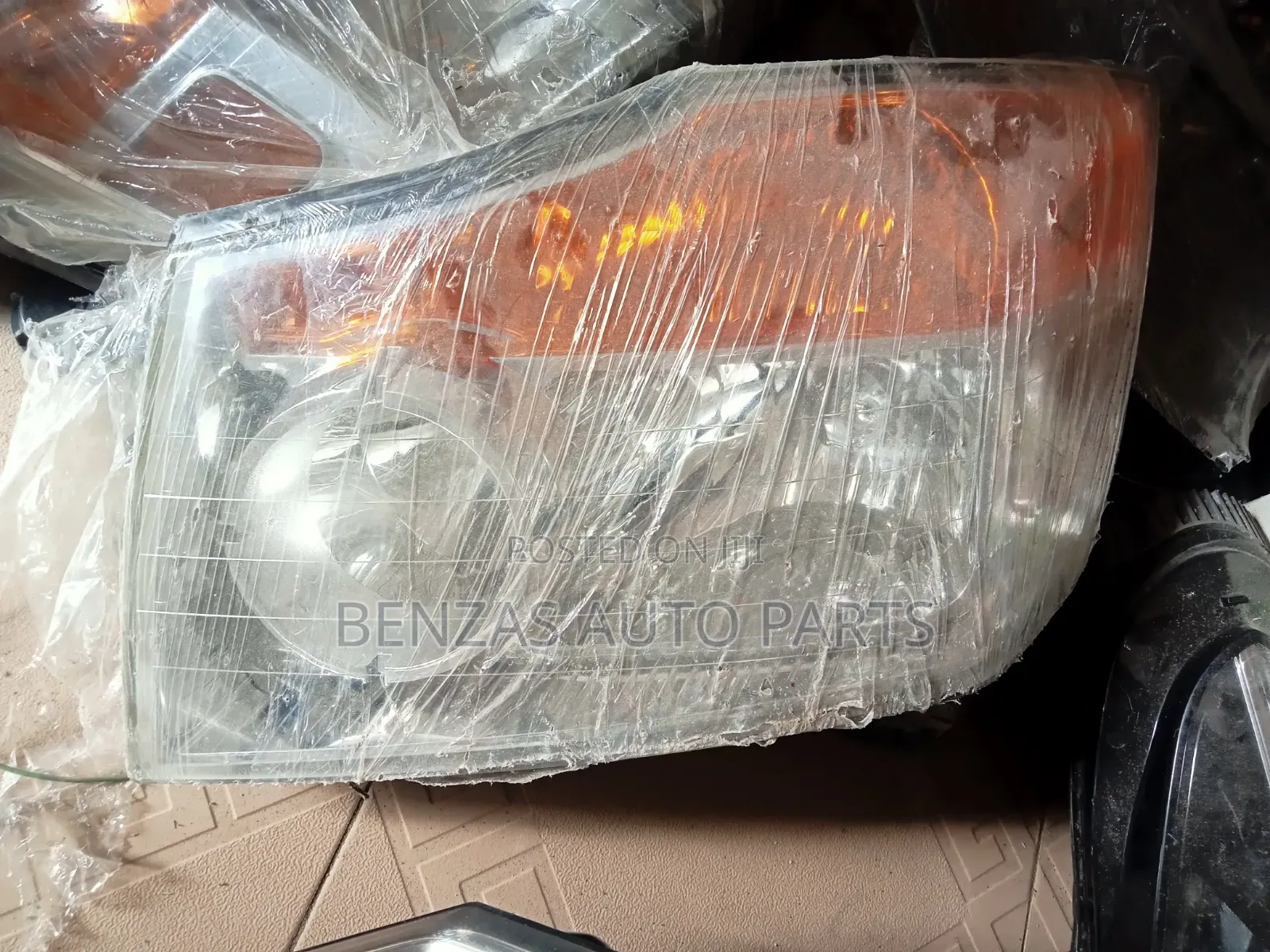 Nissan Titan 2009 Headlight Replacement