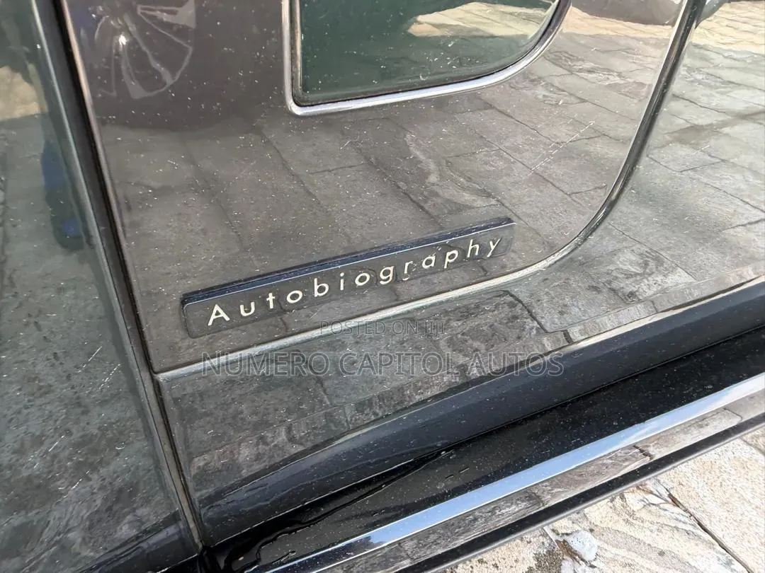 New Land Rover Range Rover Vogue 2023 Green