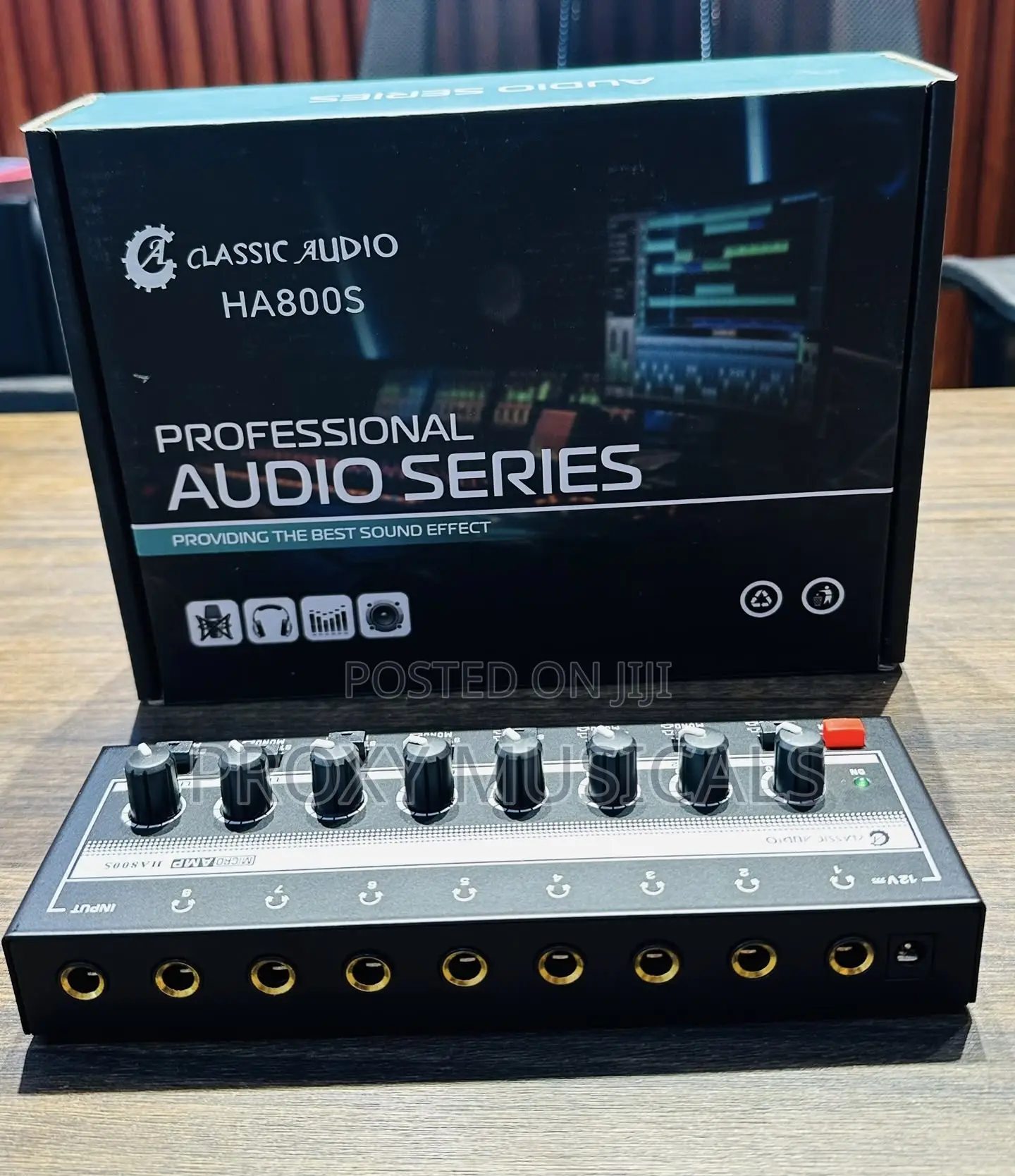 Ha800s 8-Channel Headphone Amplifier