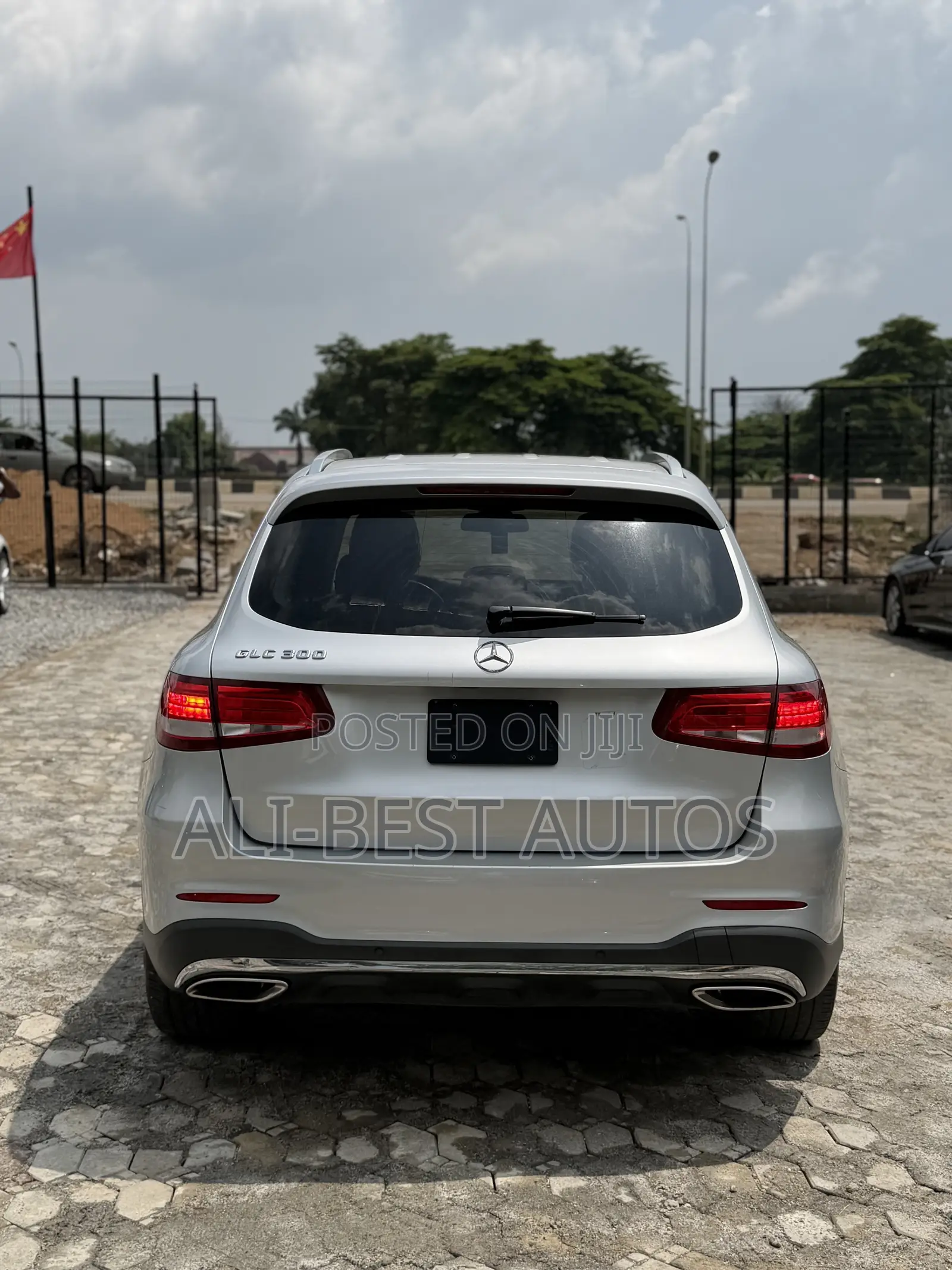 Mercedes-Benz GLC-Class 2016 Silver