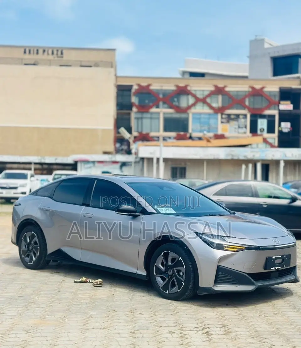 New Toyota bZ3 2025 Gray