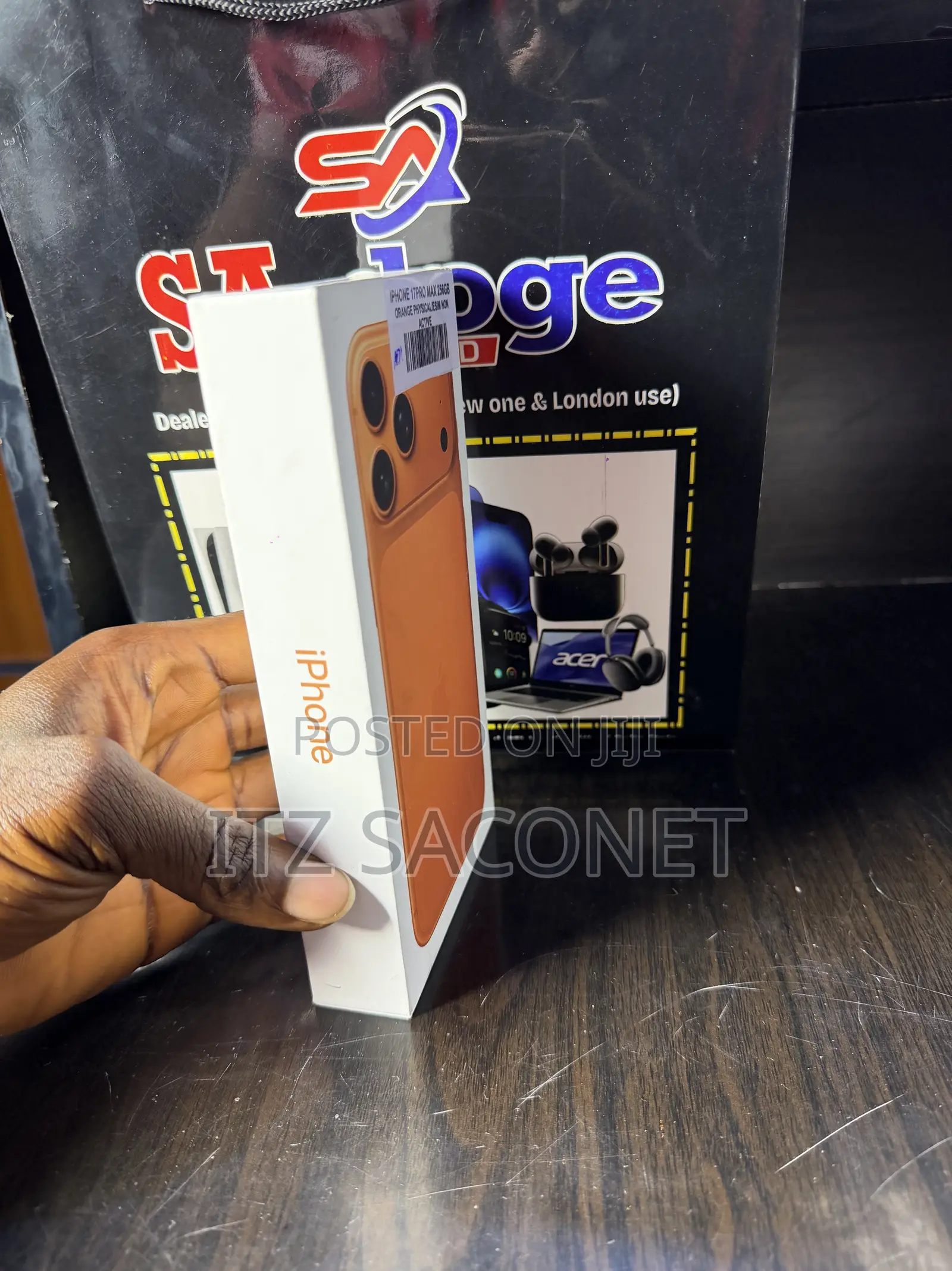 New Apple iPhone 17 Pro Max 256 GB Orange
