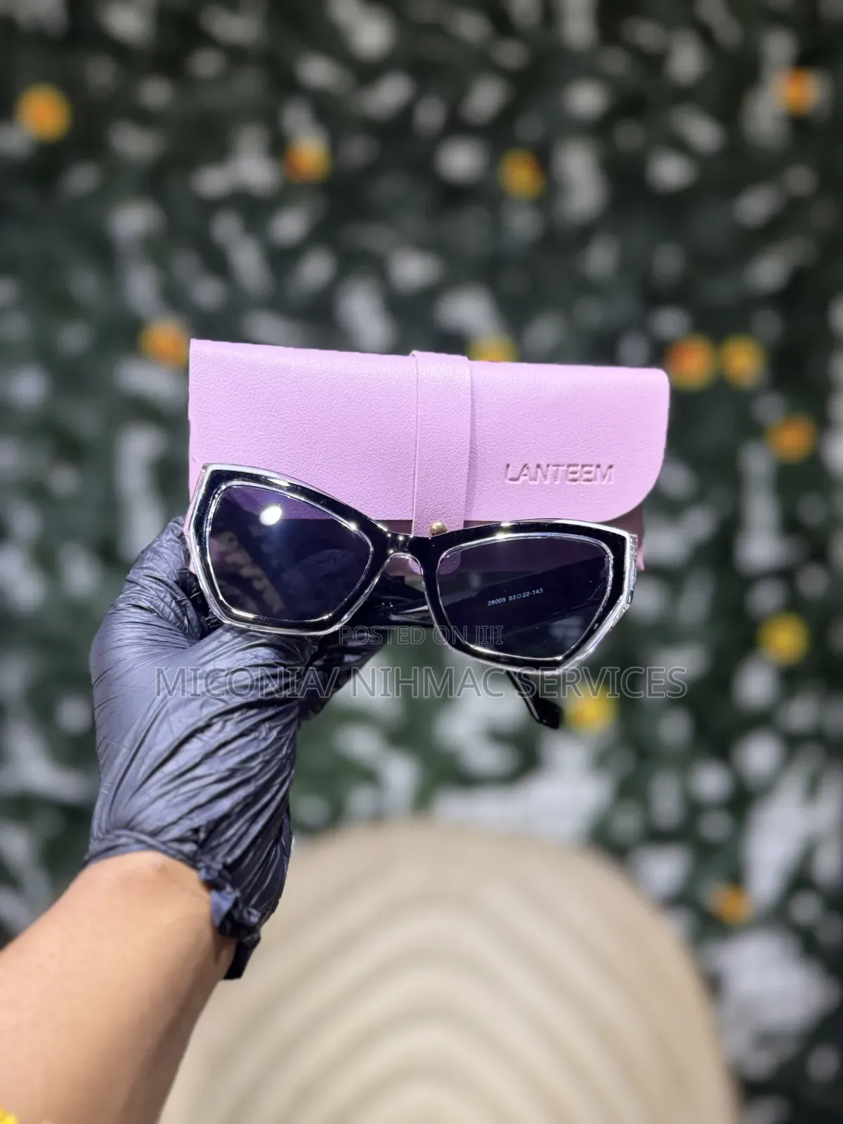 Cat Eyes Eyeglasses