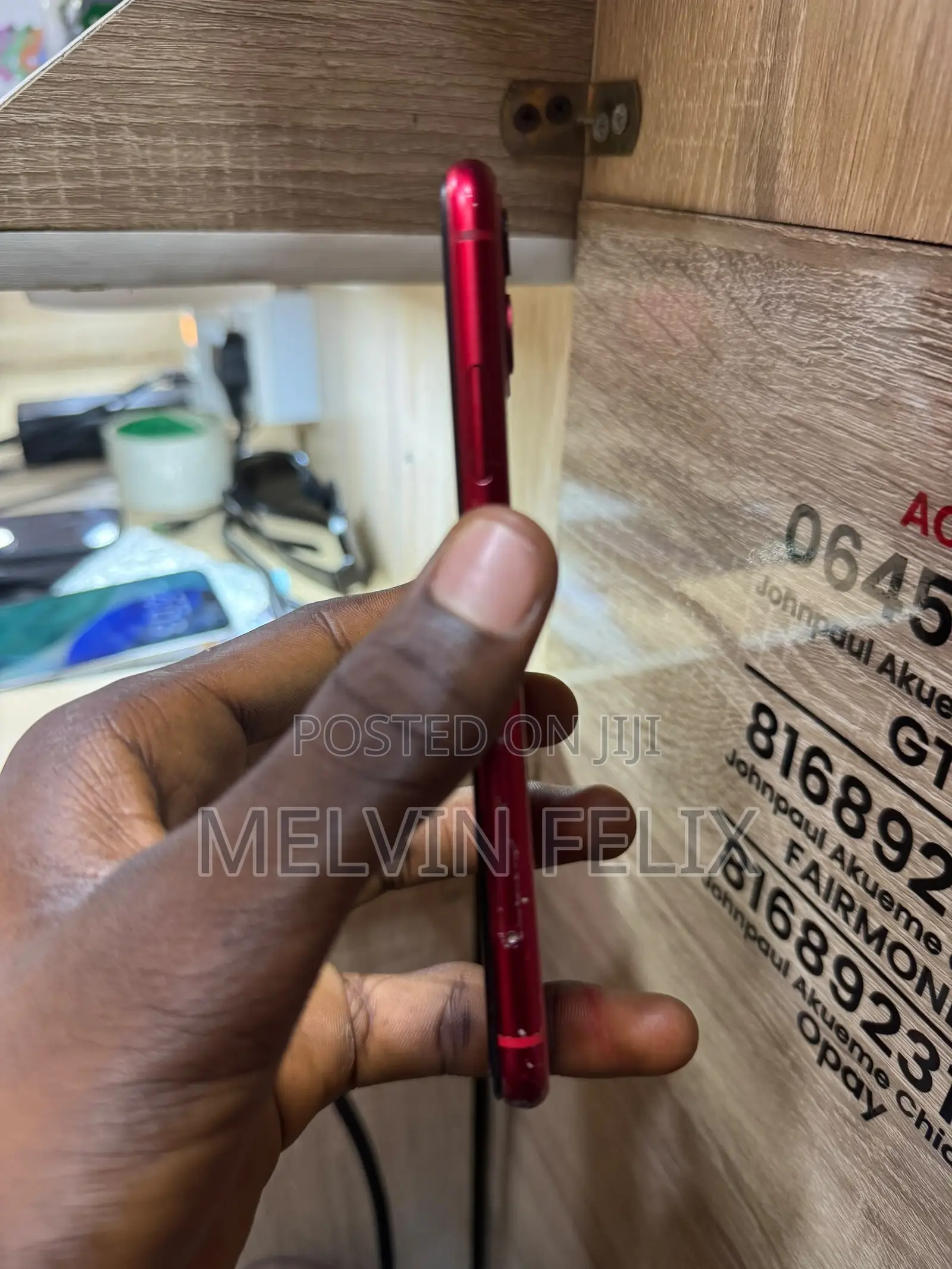 Apple iPhone 11 64 GB Red