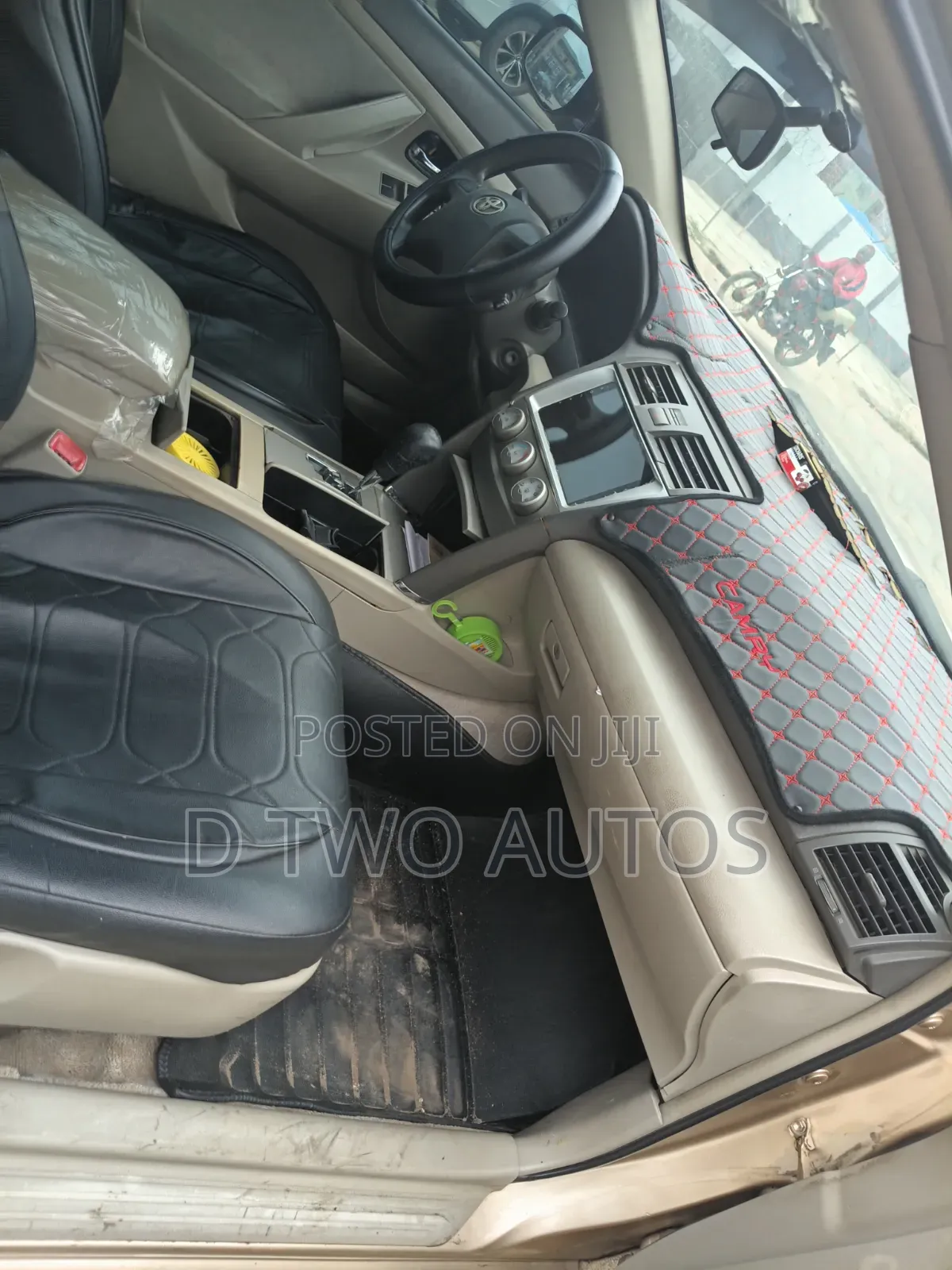 Toyota Camry 2010 Gold