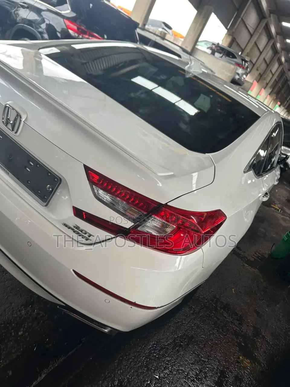 Honda Accord Touring 2.0T 2018 White