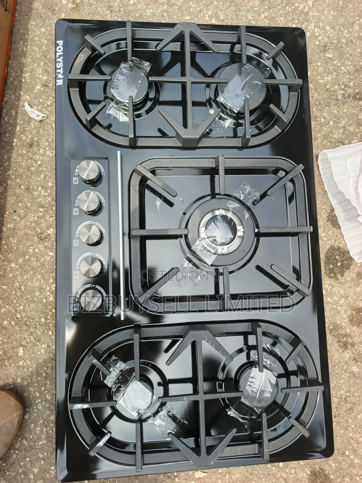 5 Burners Inbuilt All Gas Black Stainless Gas Cooker.