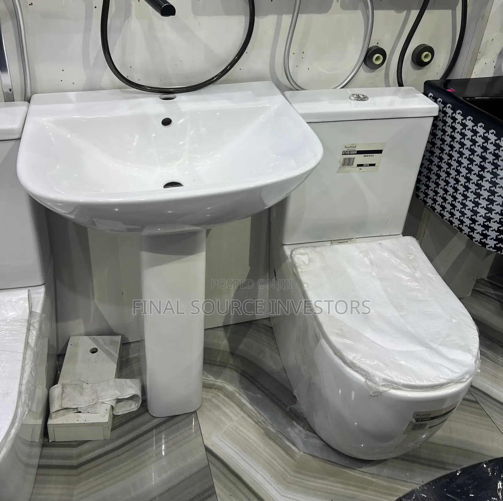 Original Twyford England WC