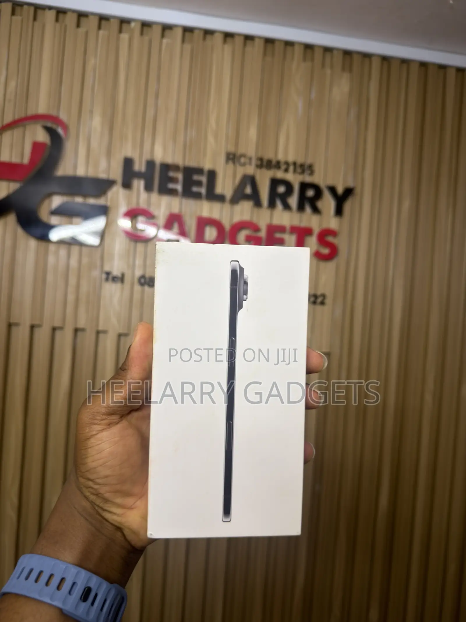 New Apple iPhone Air 256 GB Black