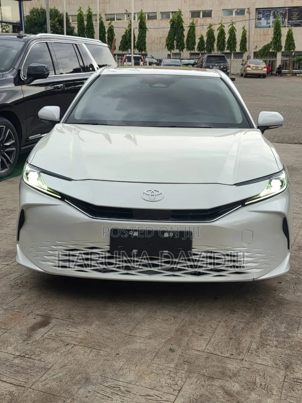 Toyota Camry 2025 White