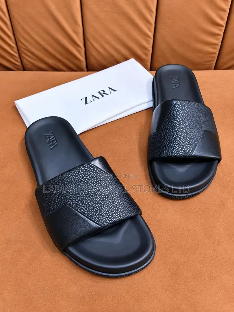ZARA Mixed-Texture Panel Slide Sandals in Black