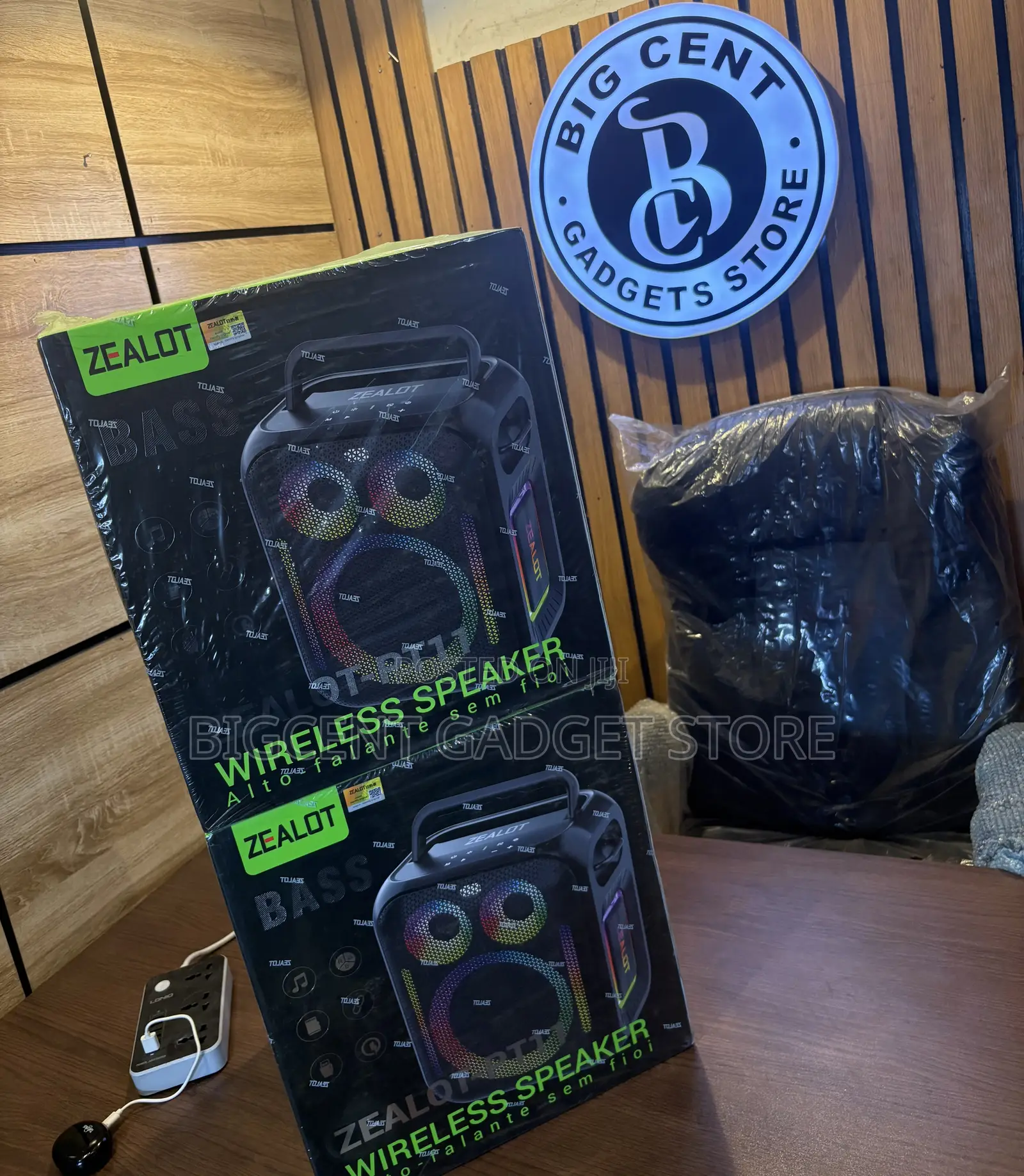 Brand New Zealot- Pt11 Speaker