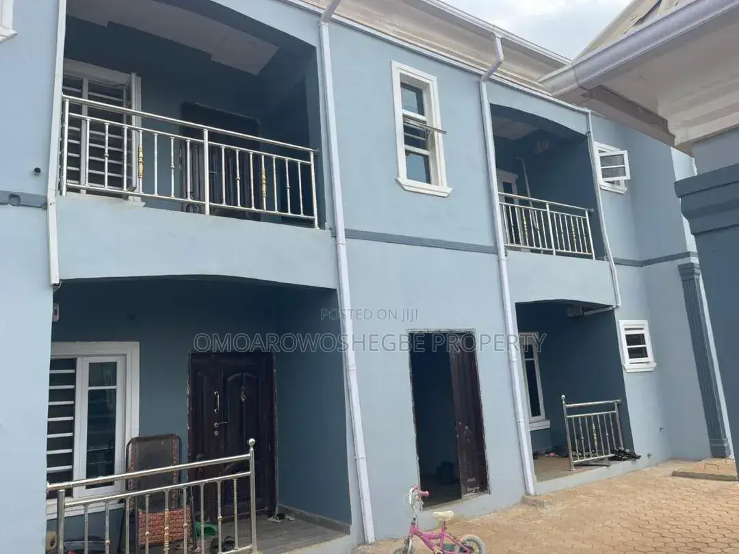 Furnished 2bdrm Block of Flats in Orita Obele Estate, Akure for sale