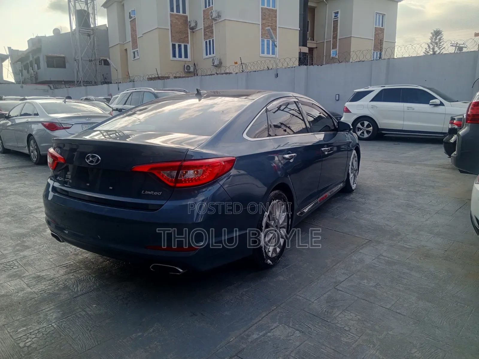 Hyundai Sonata Limited 4dr Sedan (2.4L 4cyl 6A) 2015 Blue