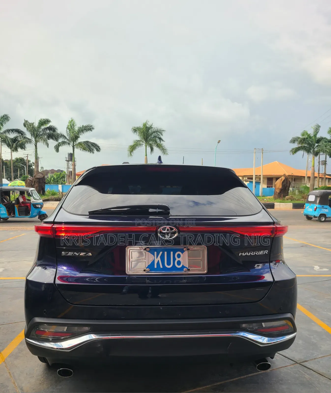 Toyota Venza 2023 Blue