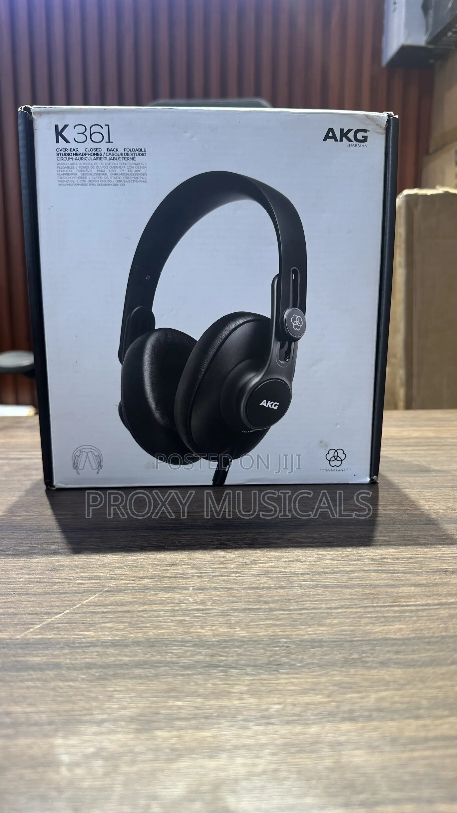 Akg Headphone