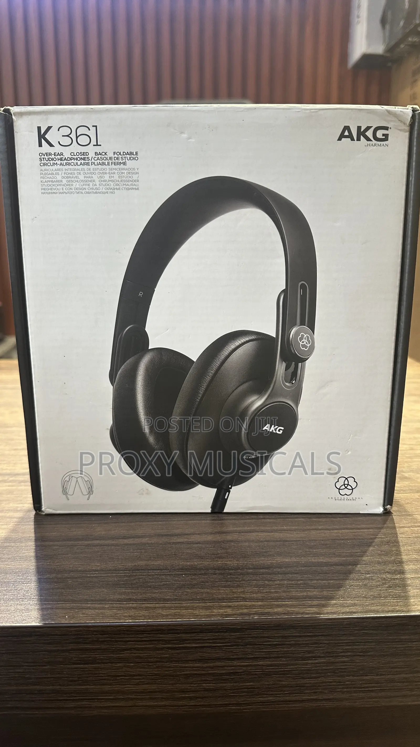 Akg Headphone