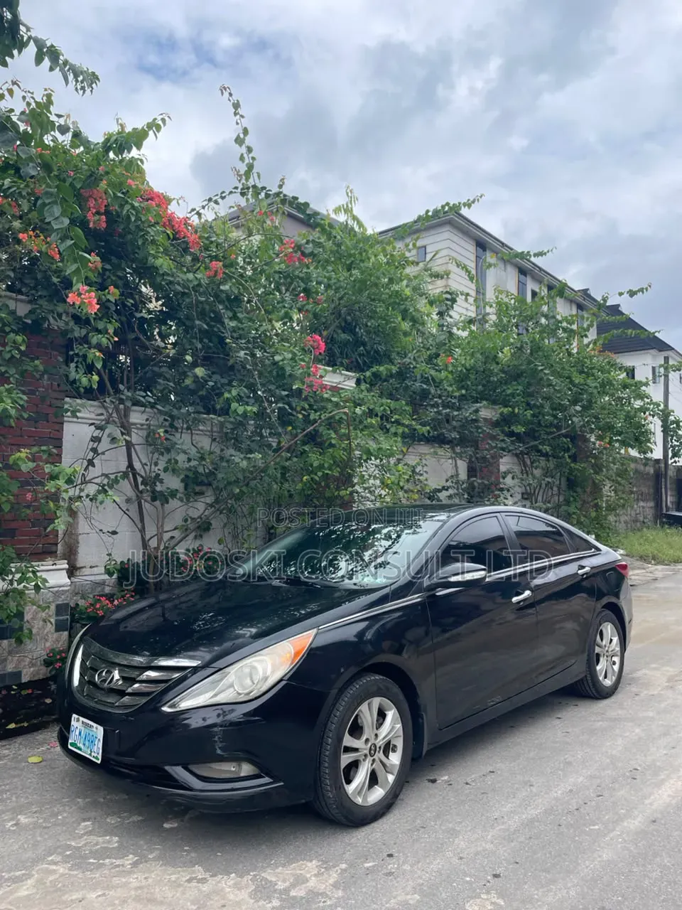 Hyundai Sonata 2011 Black