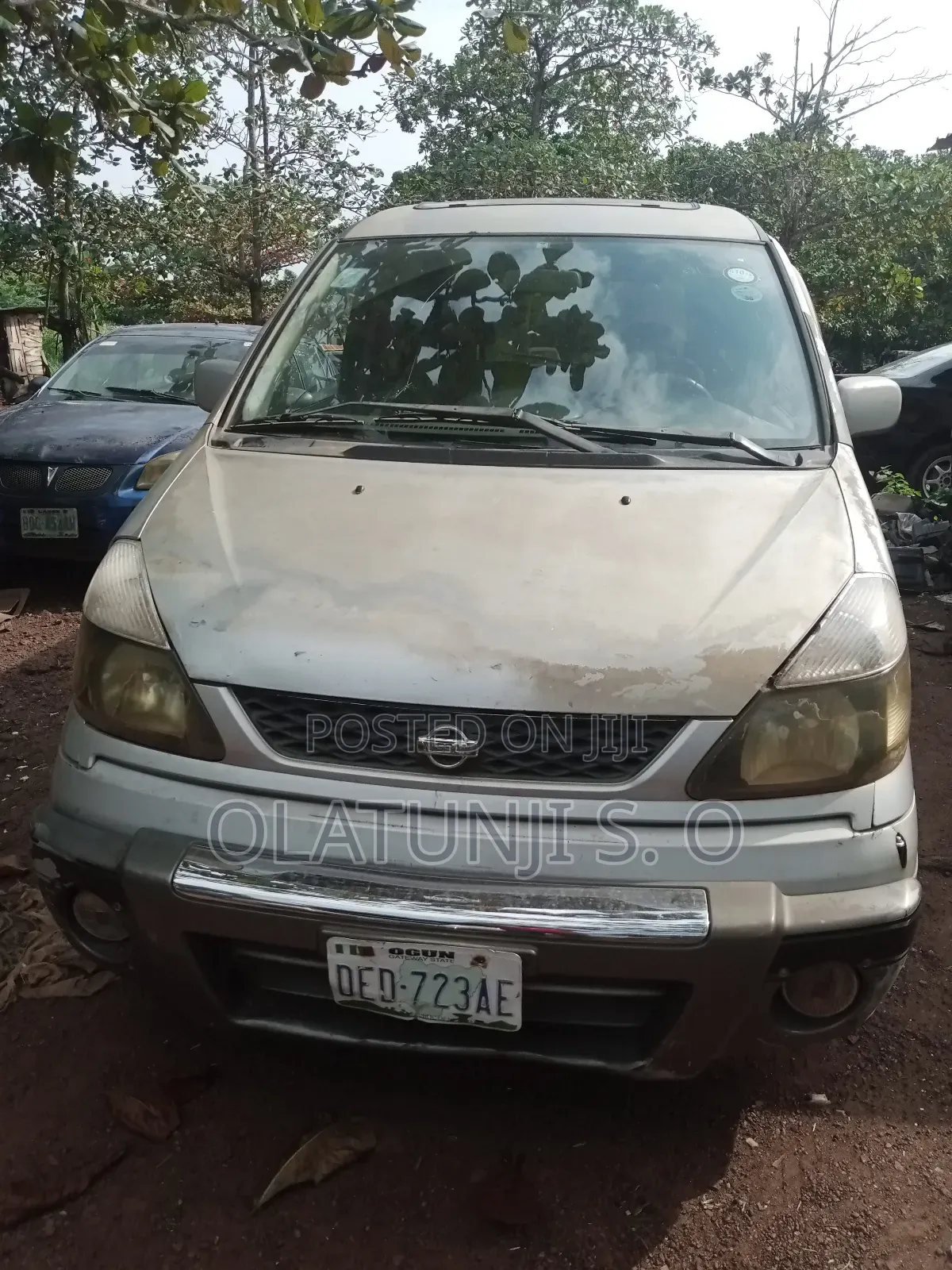 Nissan Serena 2001 Silver