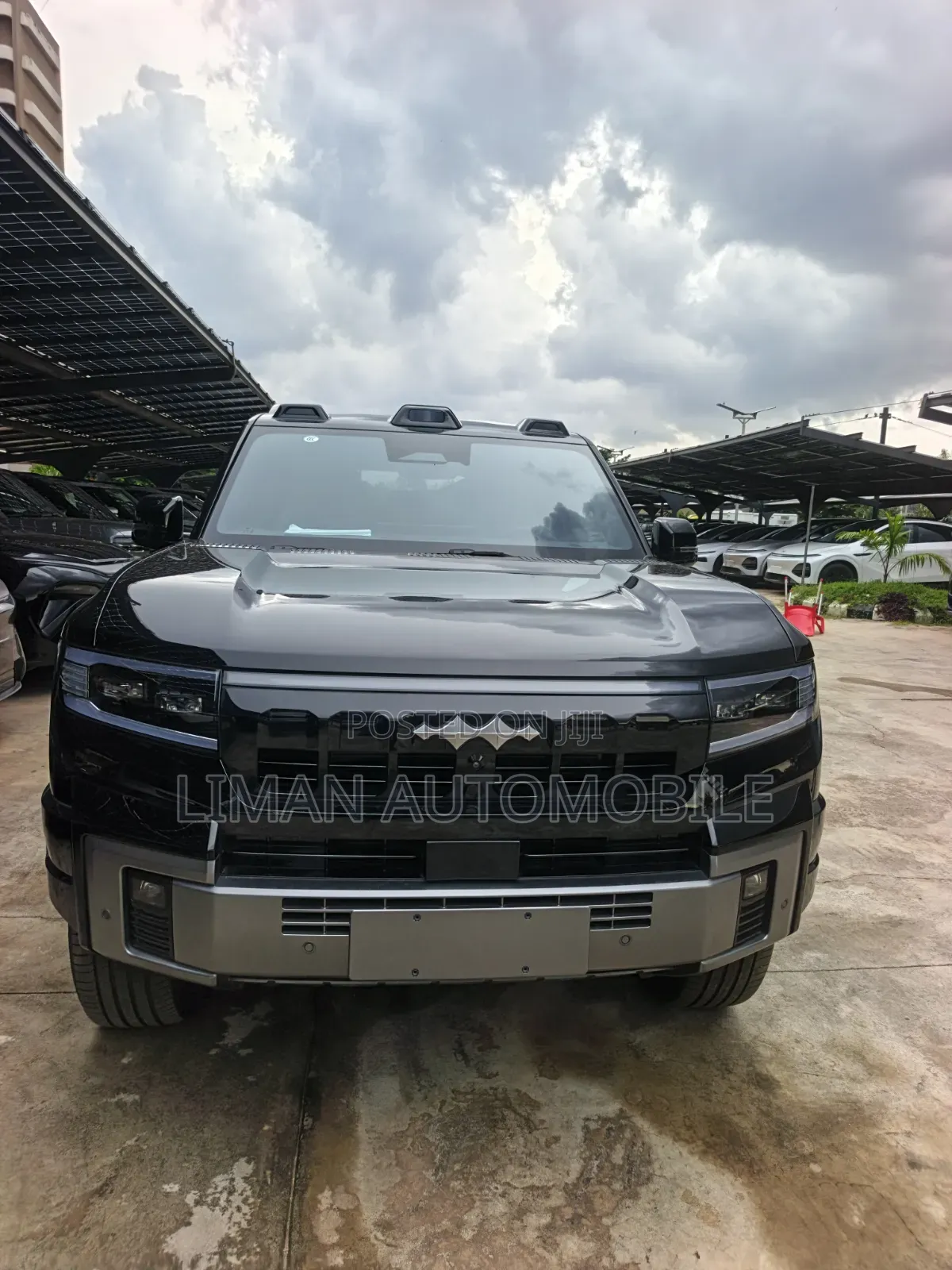 New BYD Leopard 8 2.0 Hybrid AWD 2025 Black